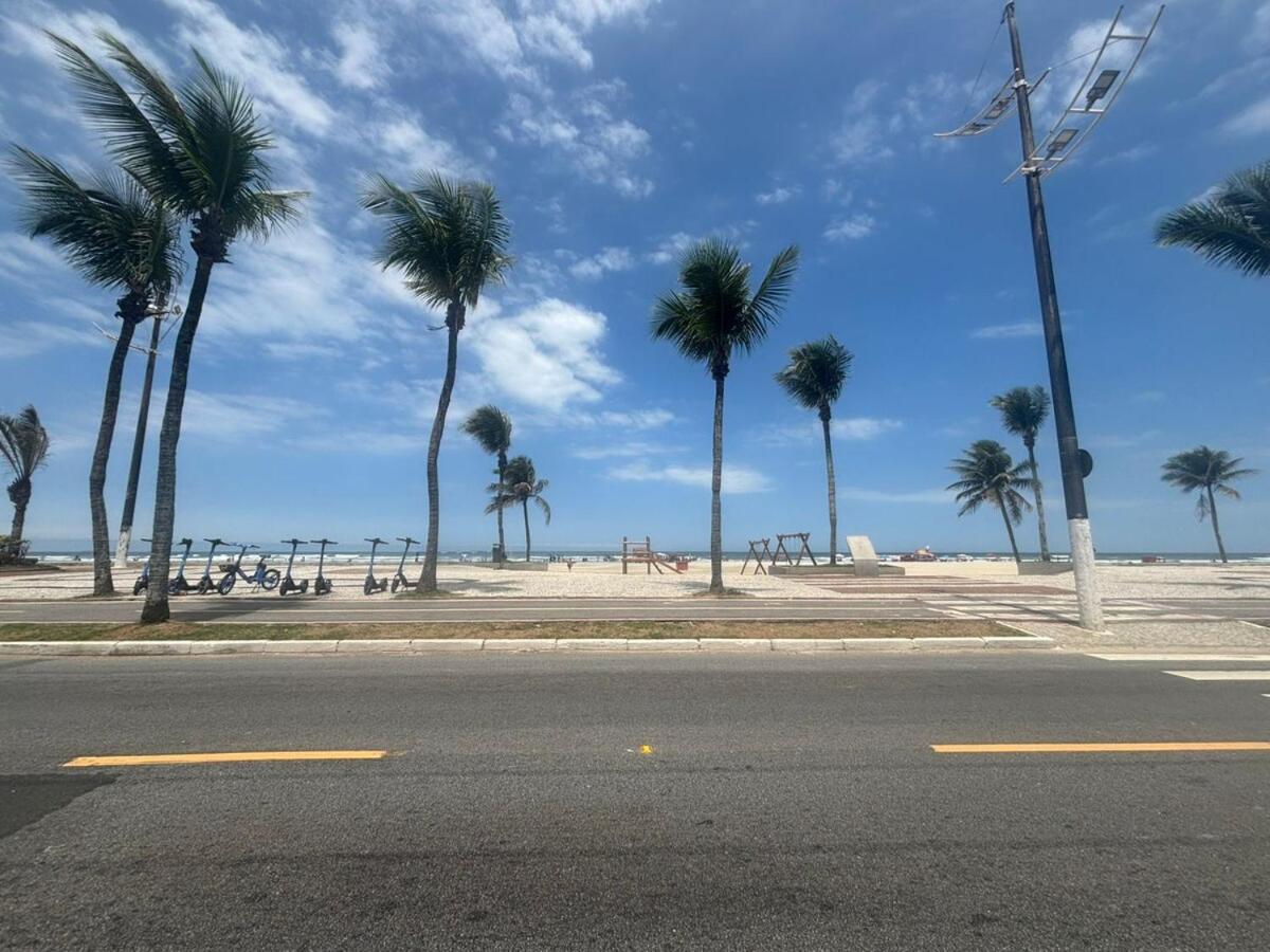 A Praia É Lá!