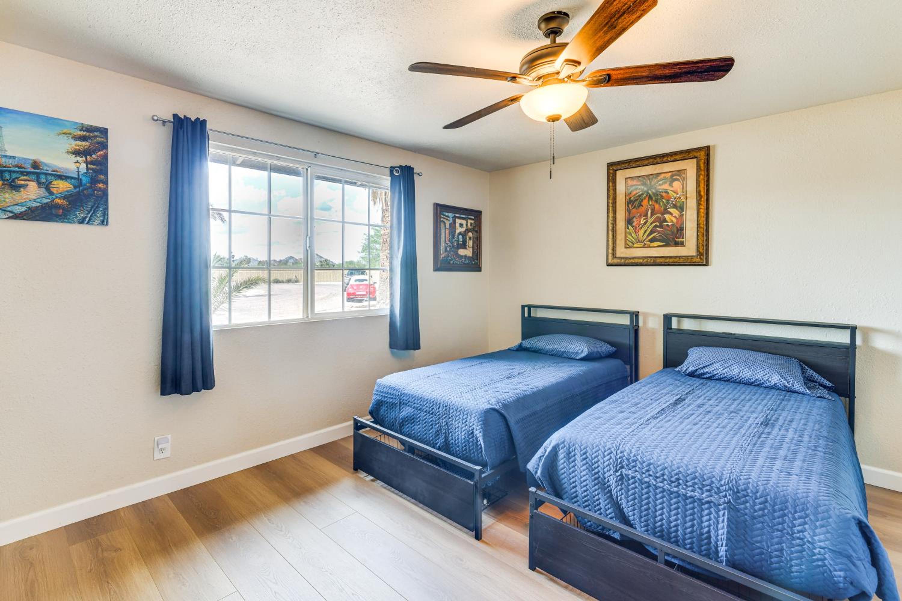 Game Room and Pet-Friendly Yard! Family Phoenix Gem