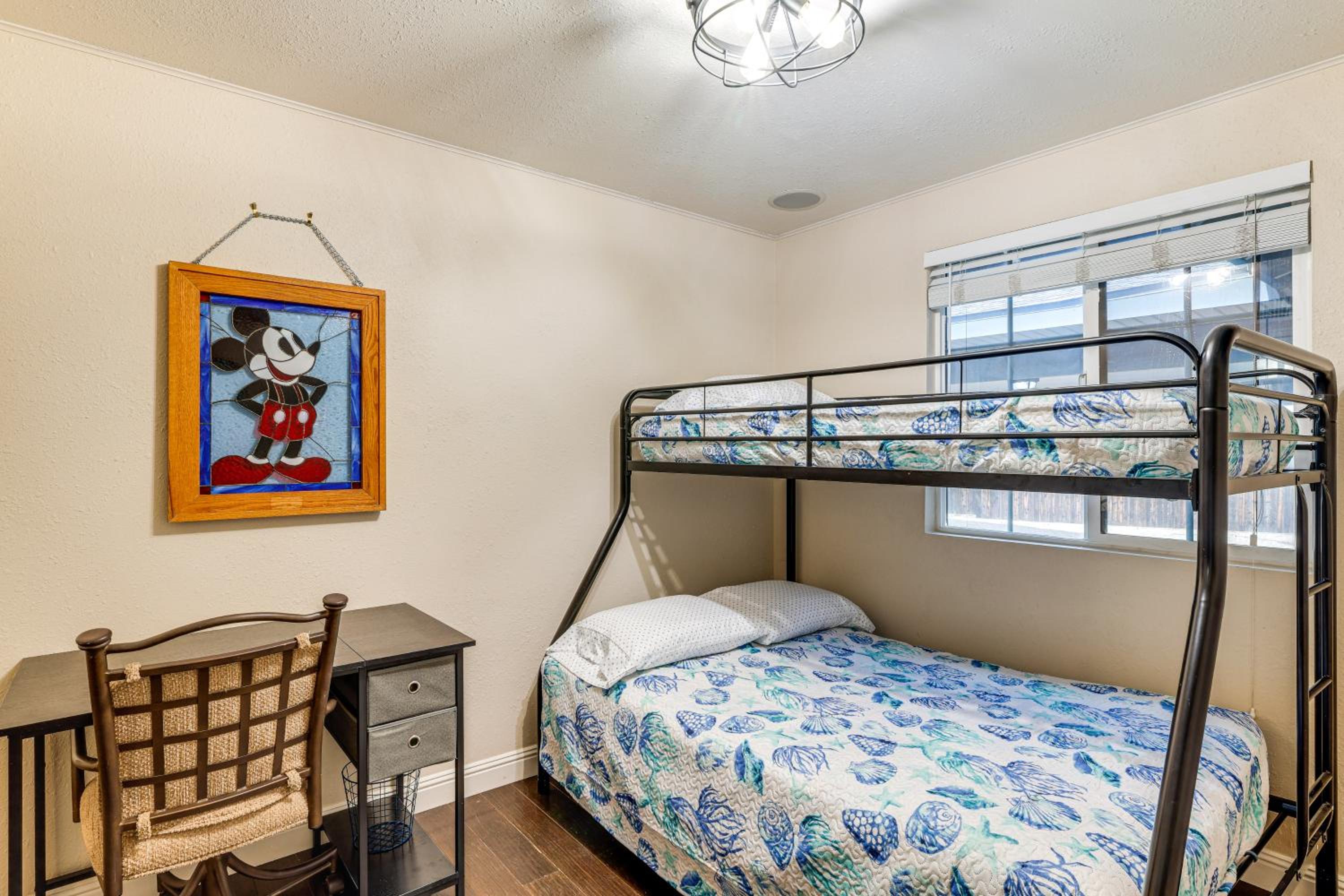 Game Room and Pet-Friendly Yard! Family Phoenix Gem