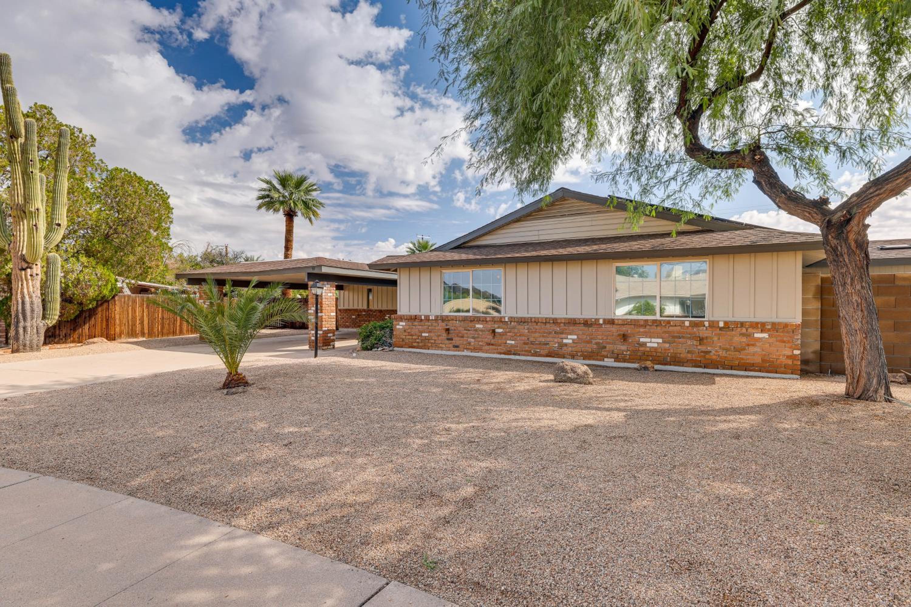 Game Room and Pet-Friendly Yard! Family Phoenix Gem