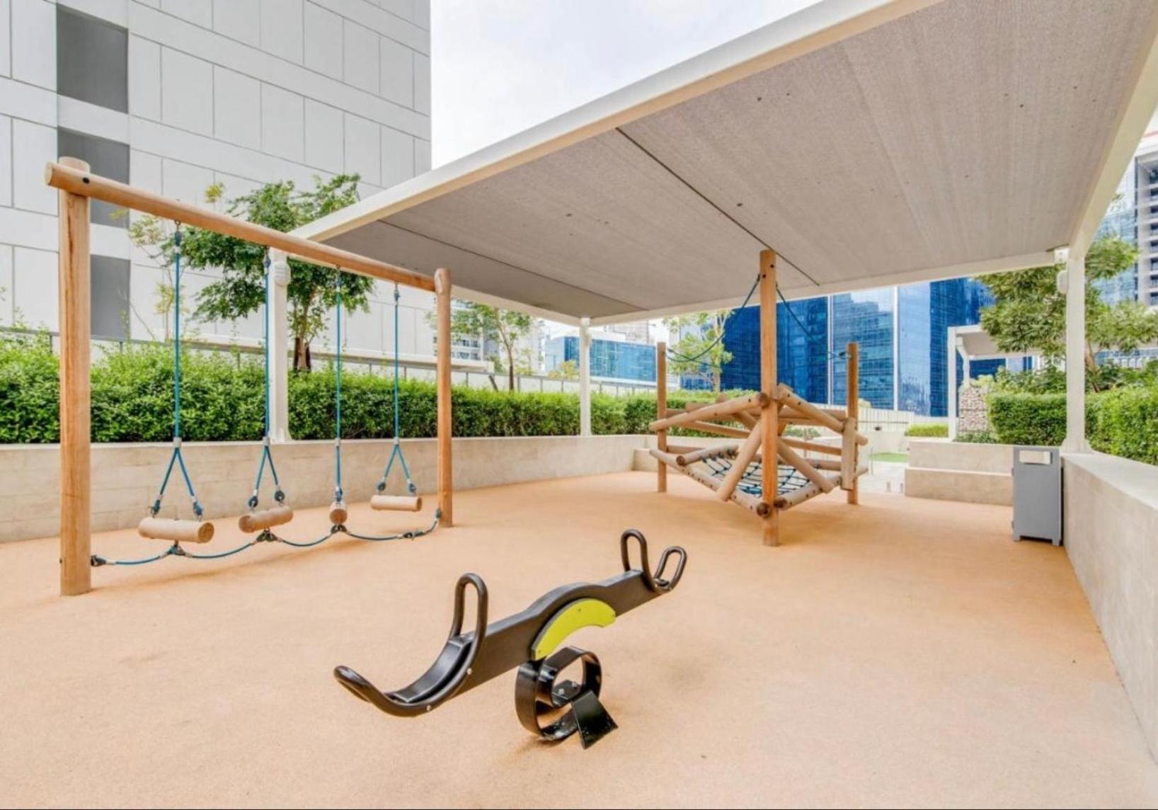 Modern 1BR Near Burj Khalifa Business Bay Reva Apt