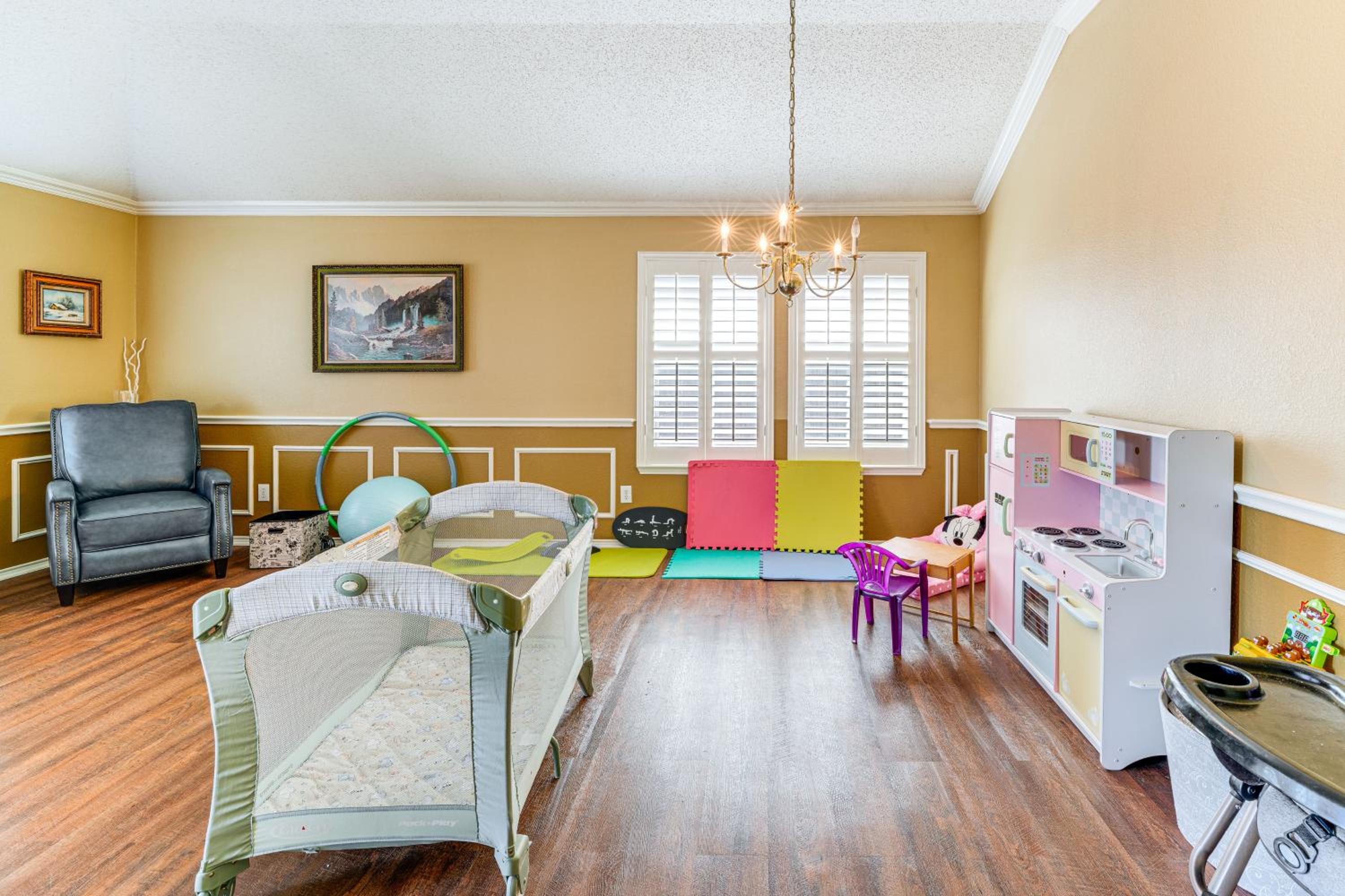 Family Home Near I-80 in Suburban Dallas Sidekick