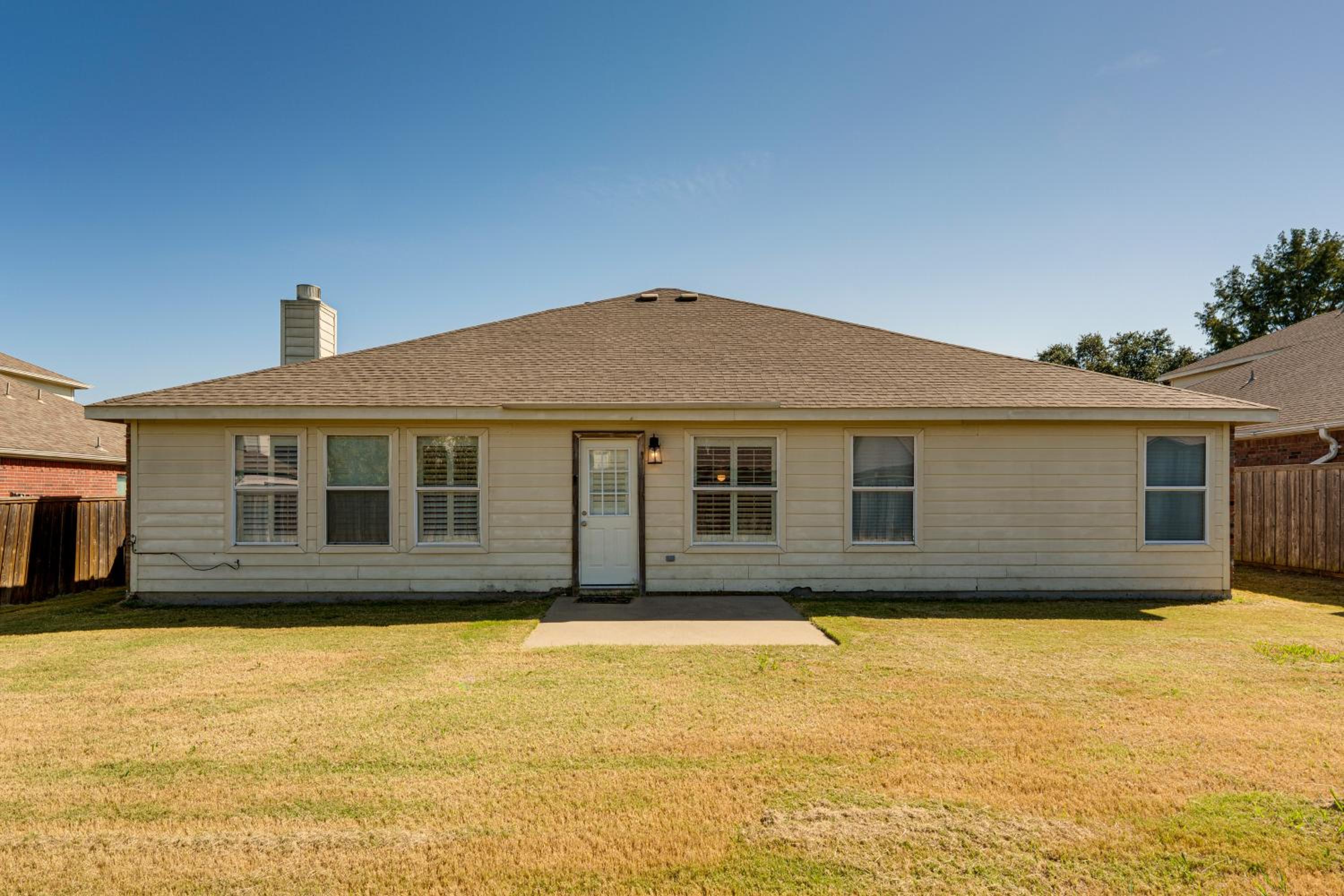 Family Home Near I-80 in Suburban Dallas Sidekick