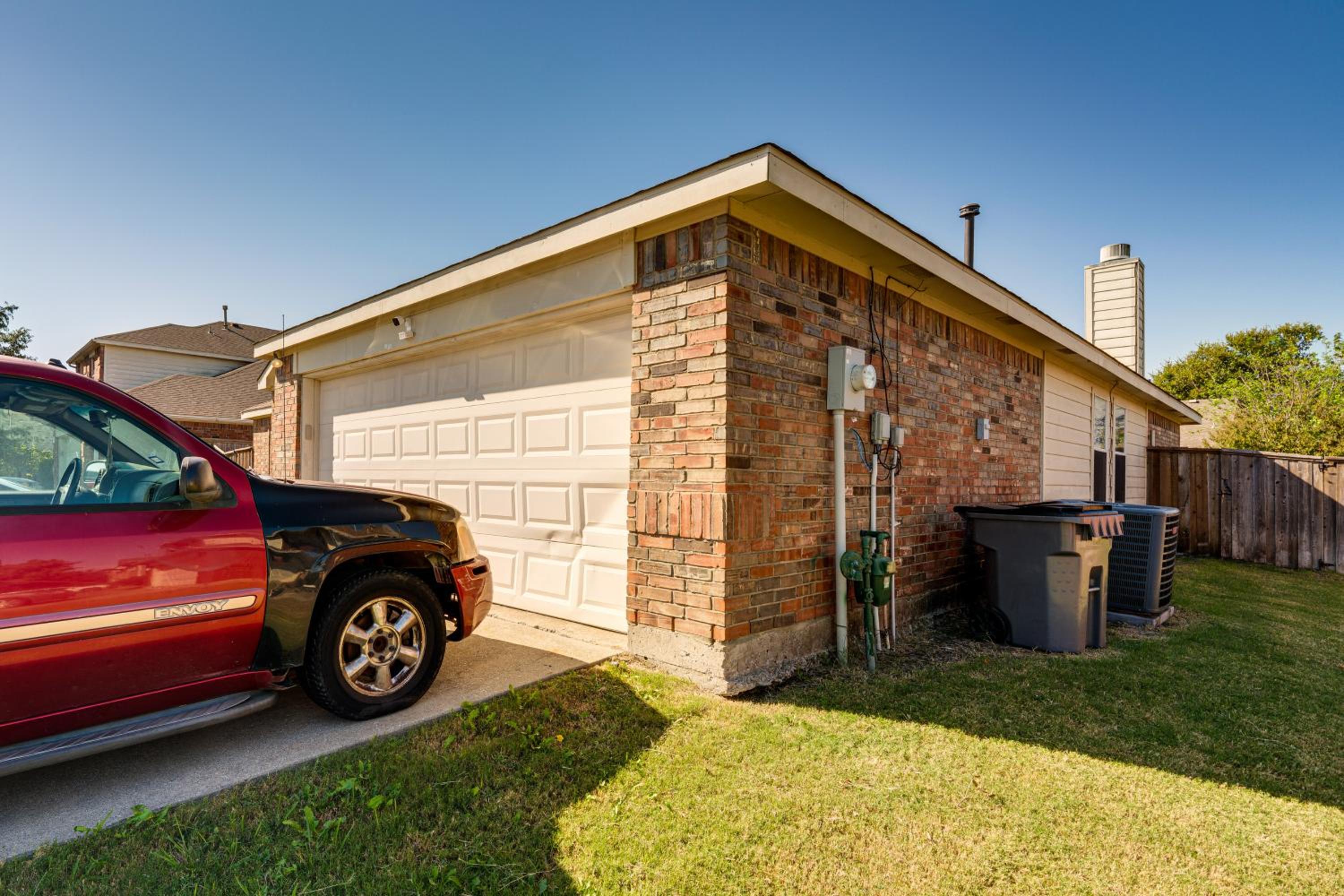 Family Home Near I-80 in Suburban Dallas Sidekick