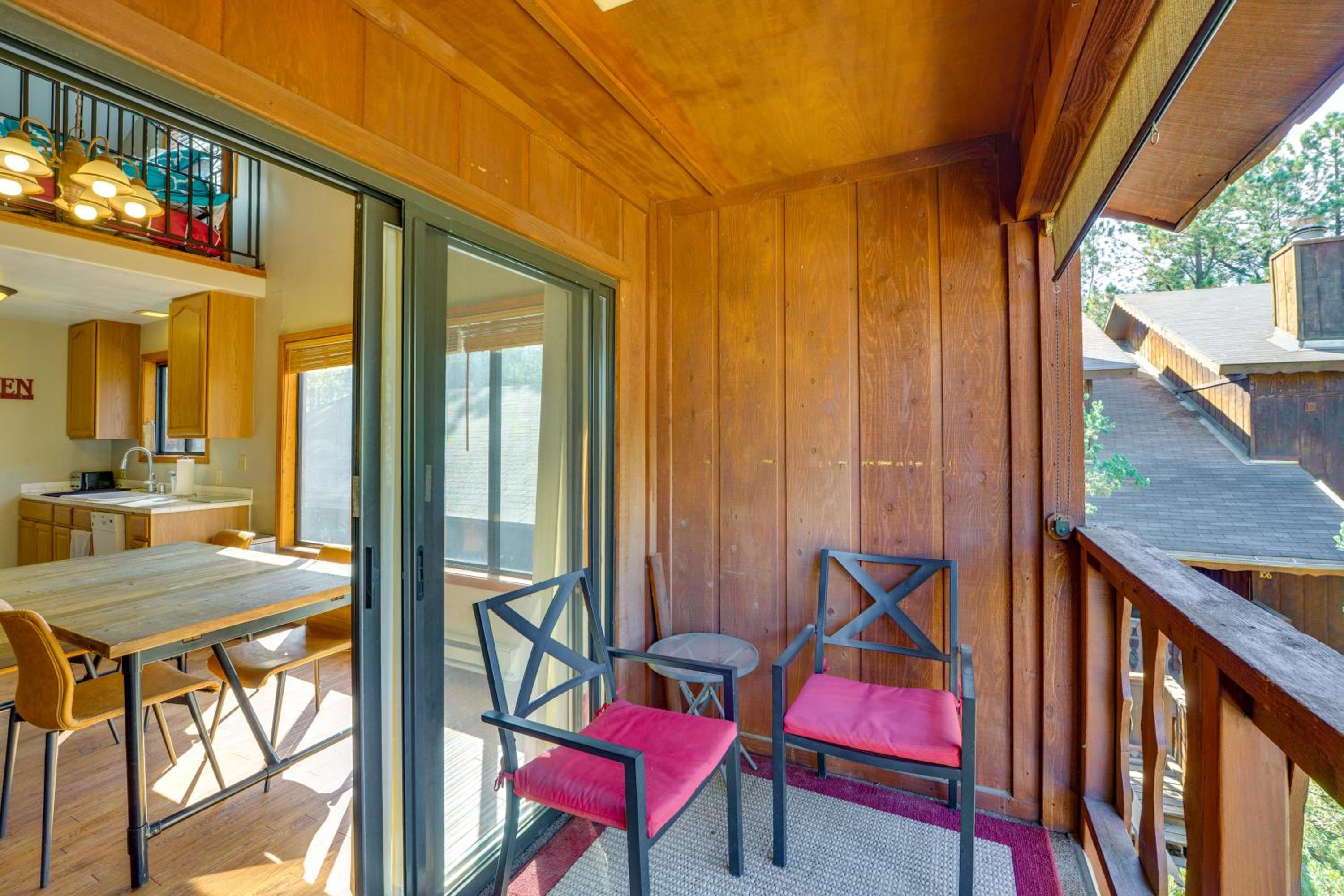 3 Blocks to Angel Fire Resort Kid-Friendly Condo
