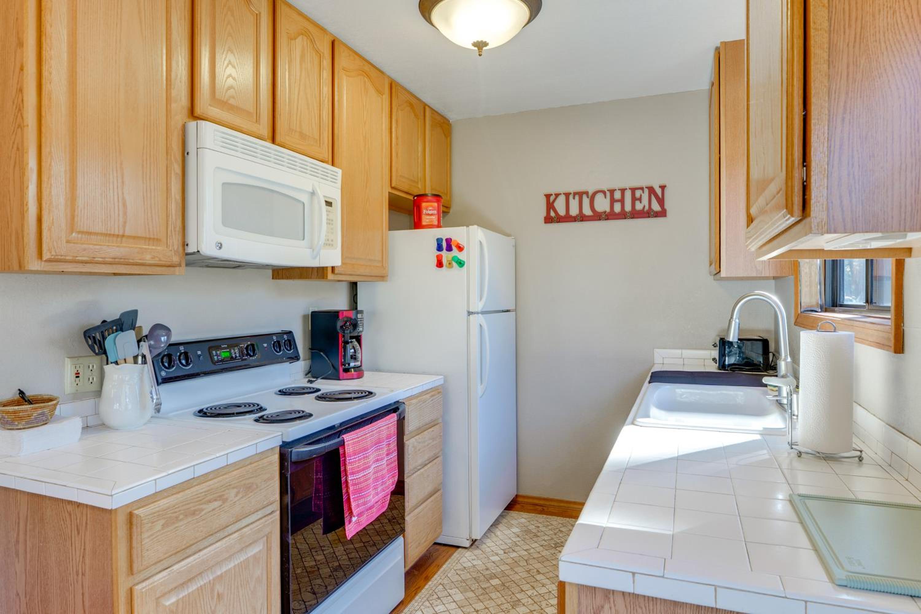 3 Blocks to Angel Fire Resort Kid-Friendly Condo