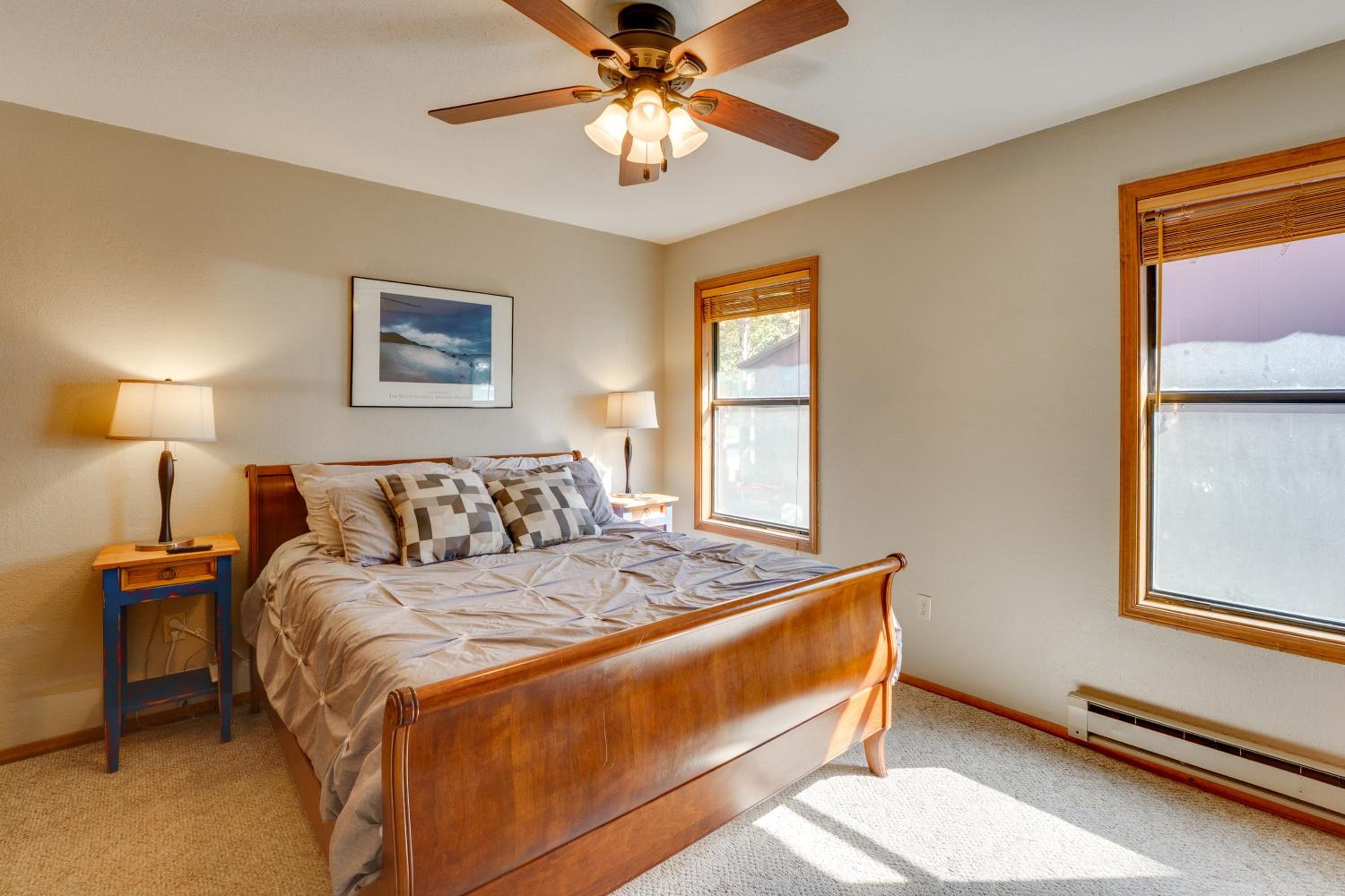 3 Blocks to Angel Fire Resort Kid-Friendly Condo
