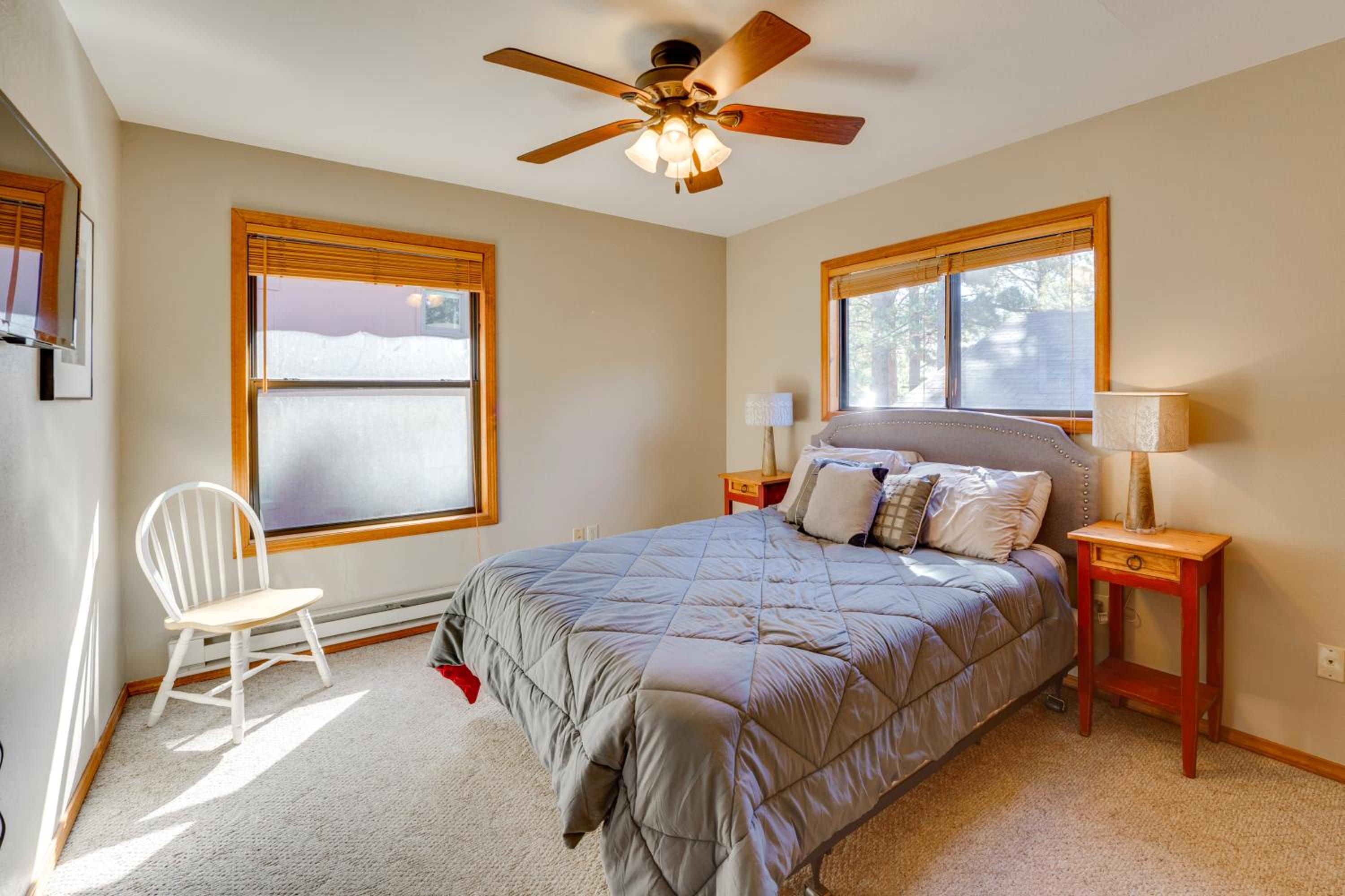 3 Blocks to Angel Fire Resort Kid-Friendly Condo