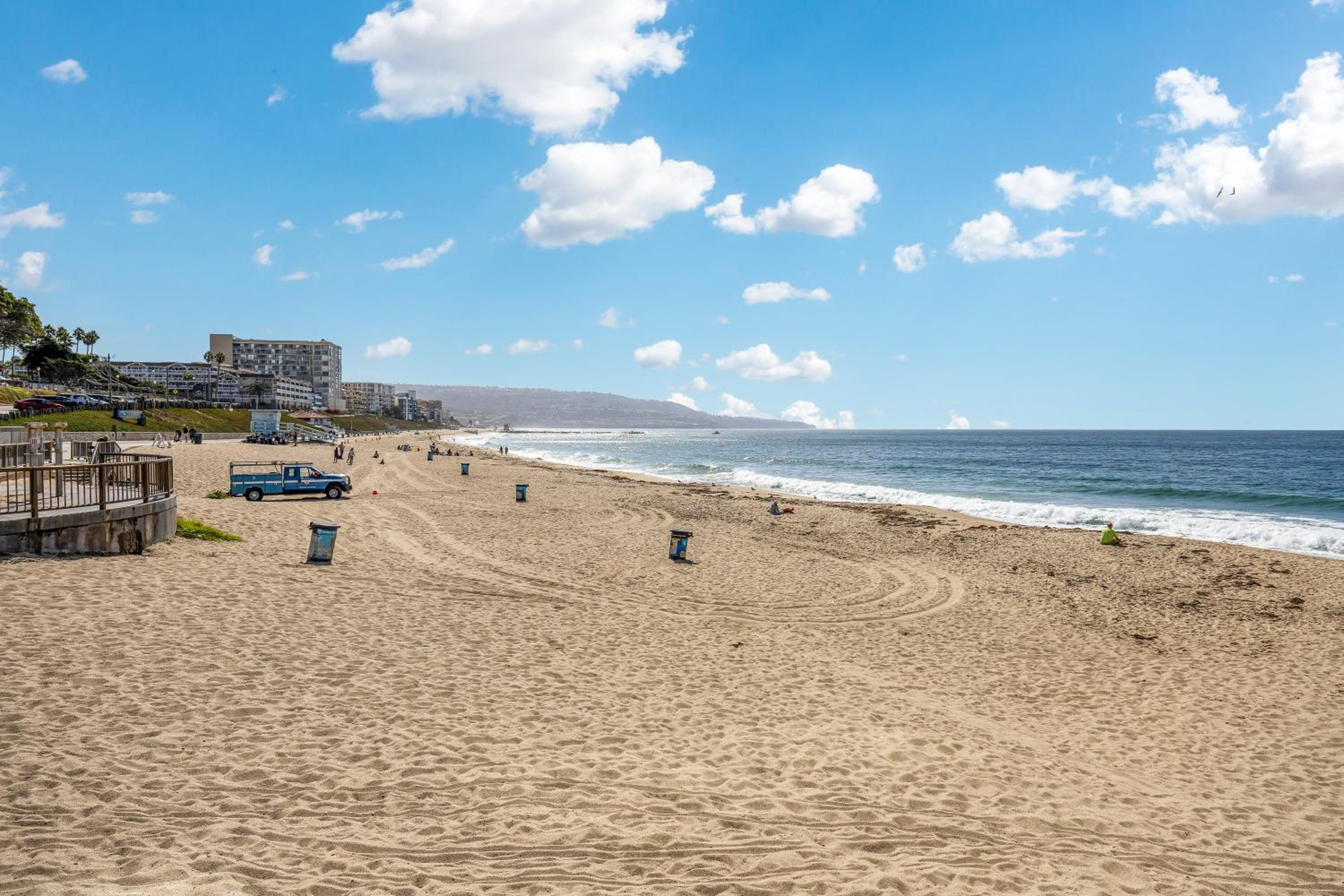 Oneluxstay 3BR Home Near the Beach