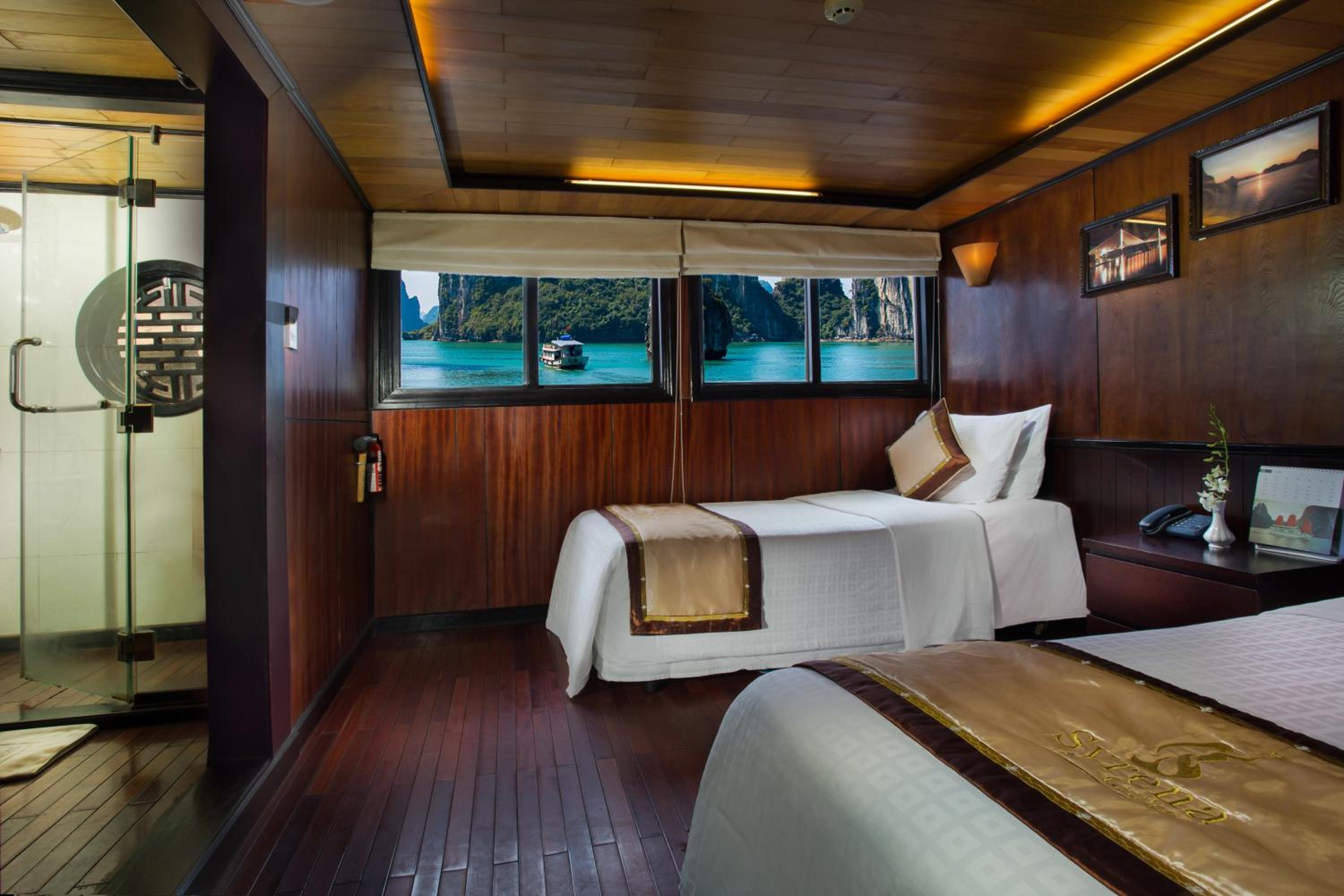 Syrena Cruises