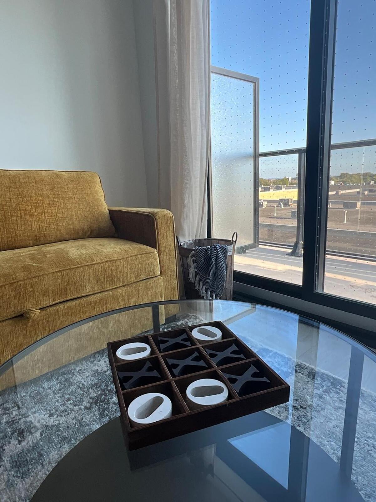 New Condo With Large Balcony - The Queensway Retreat
