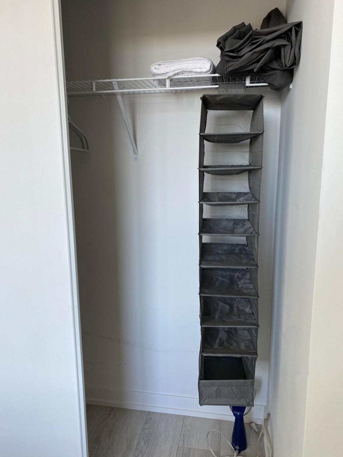 New Condo With Large Balcony - The Queensway Retreat