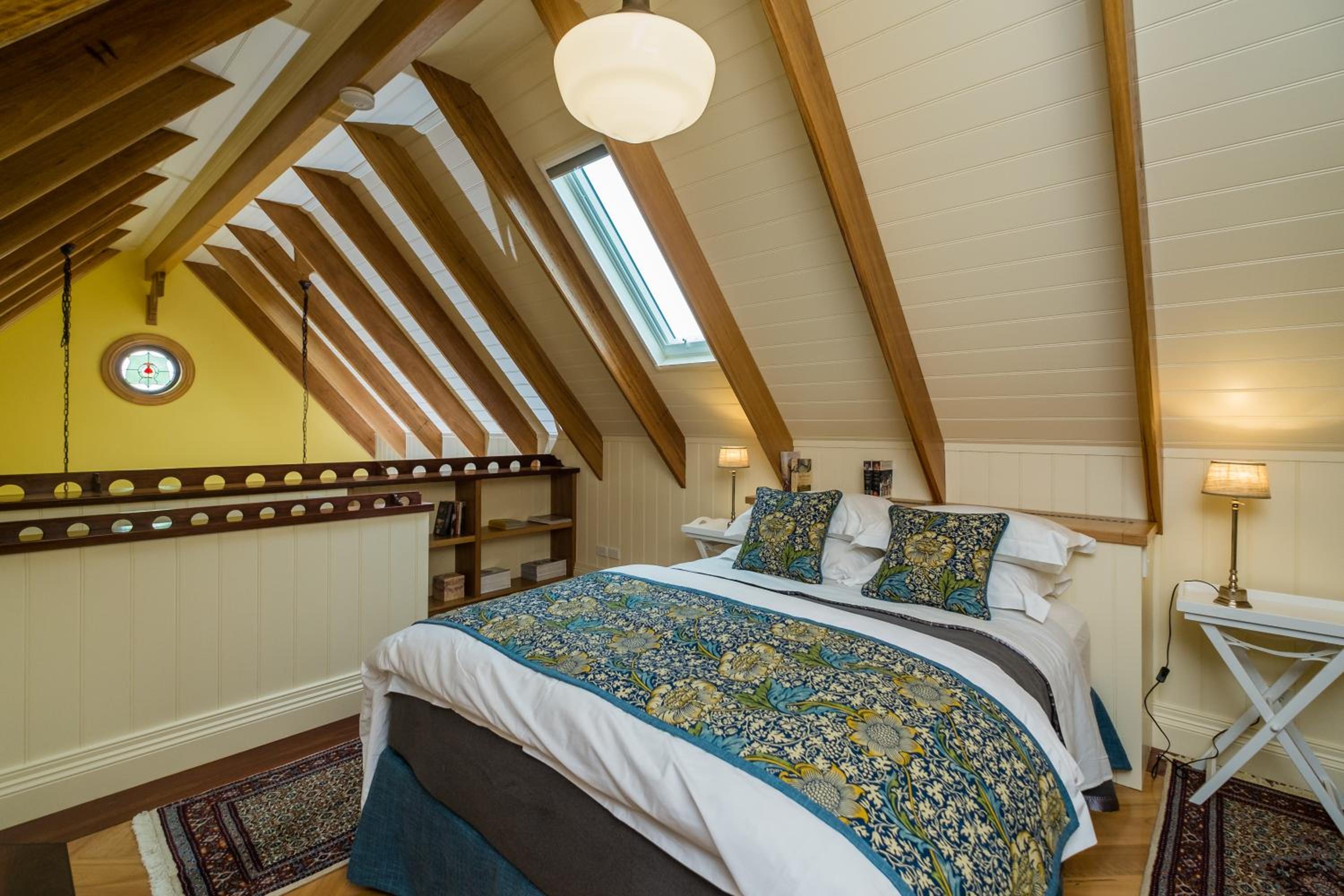 Old Bank Boutique Hotel