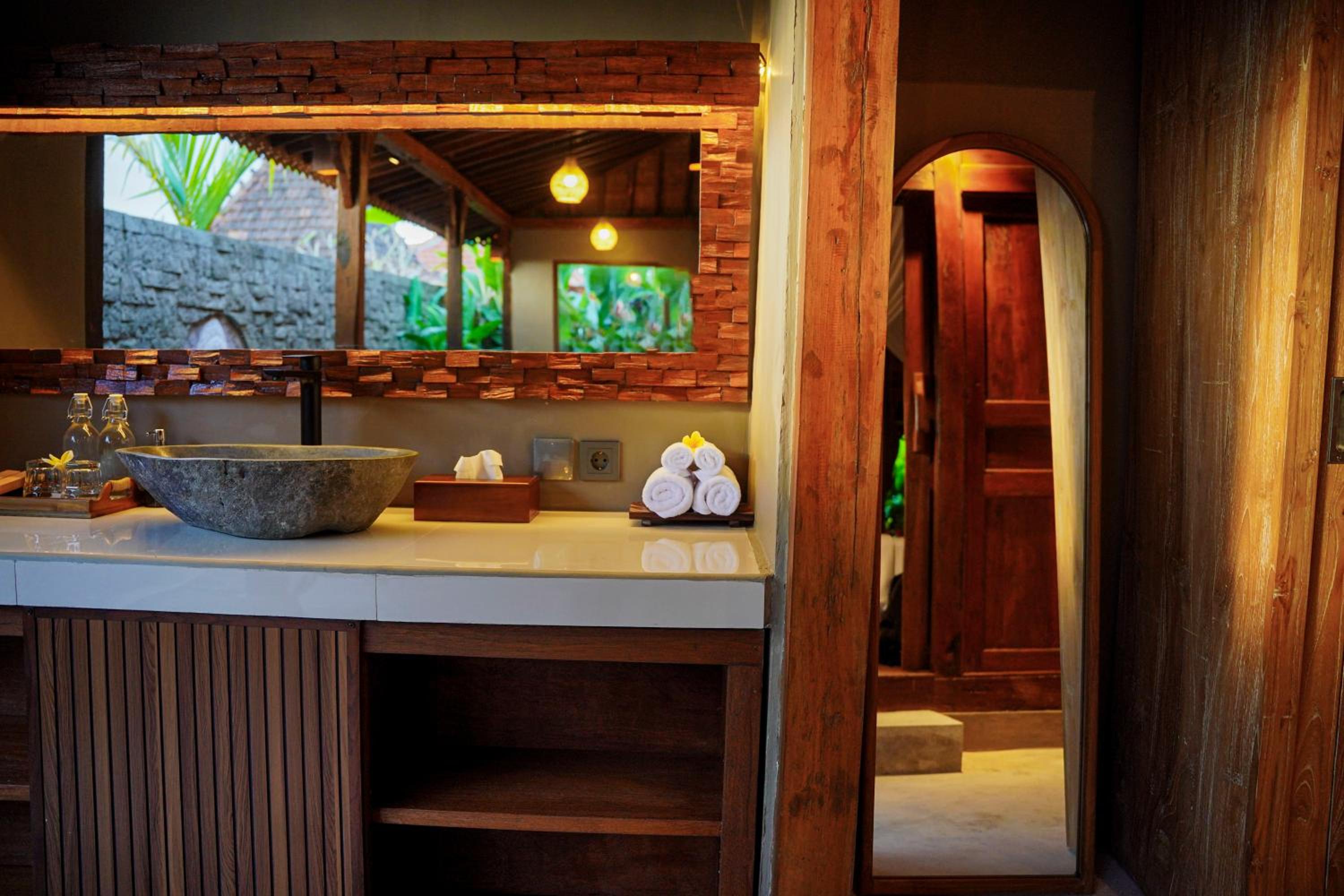 Devindra Ubud Villa