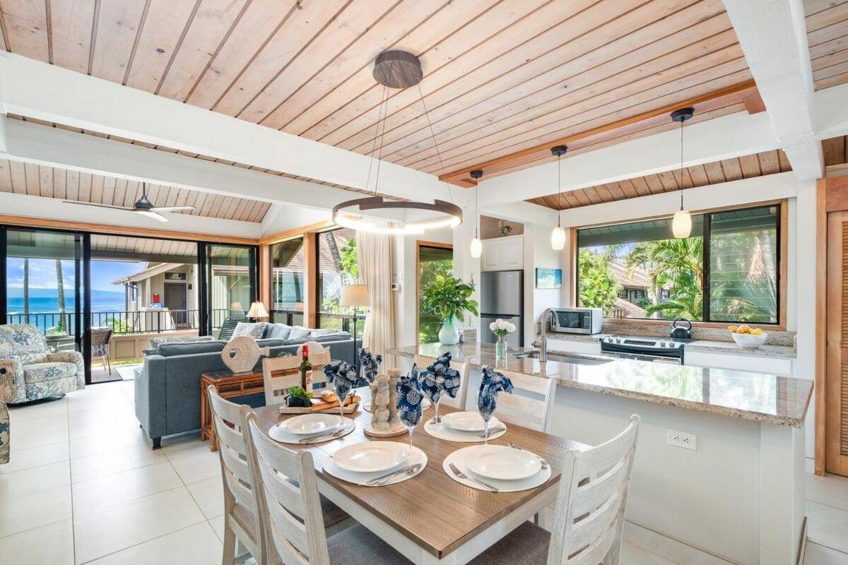 Kahana Village 17 · KHV 17 Spacious 2BD Condo w Oceanviews and S