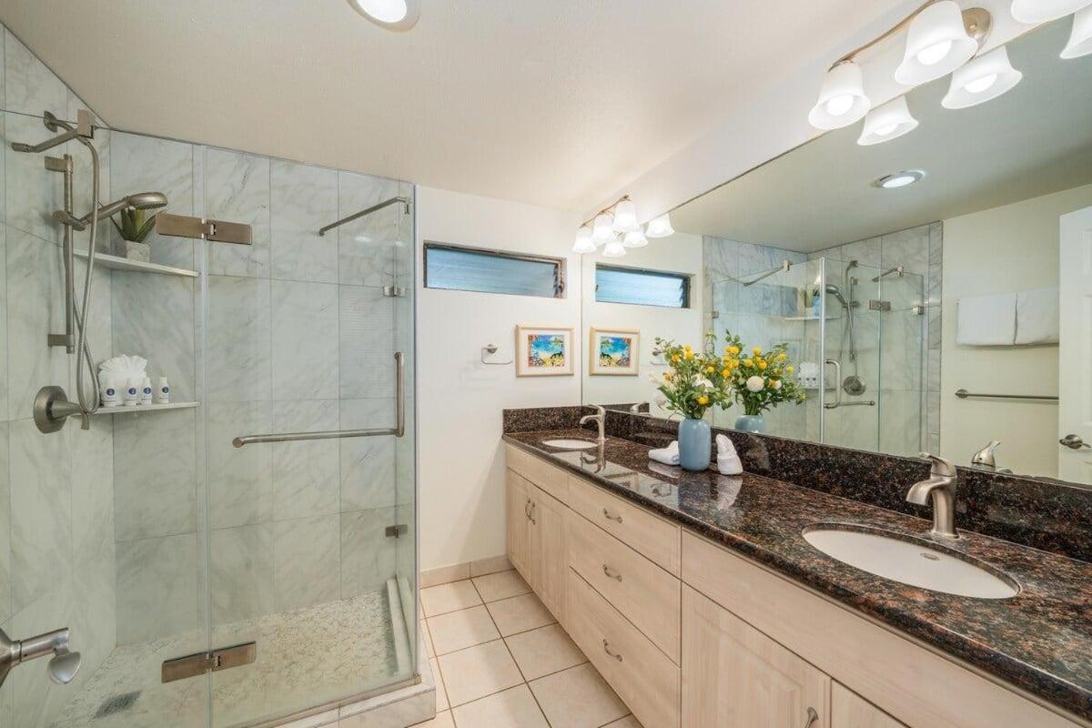 Kahana Village 2 · KHV 2 Direct Oceanfront 2BD Condo Steps to Be