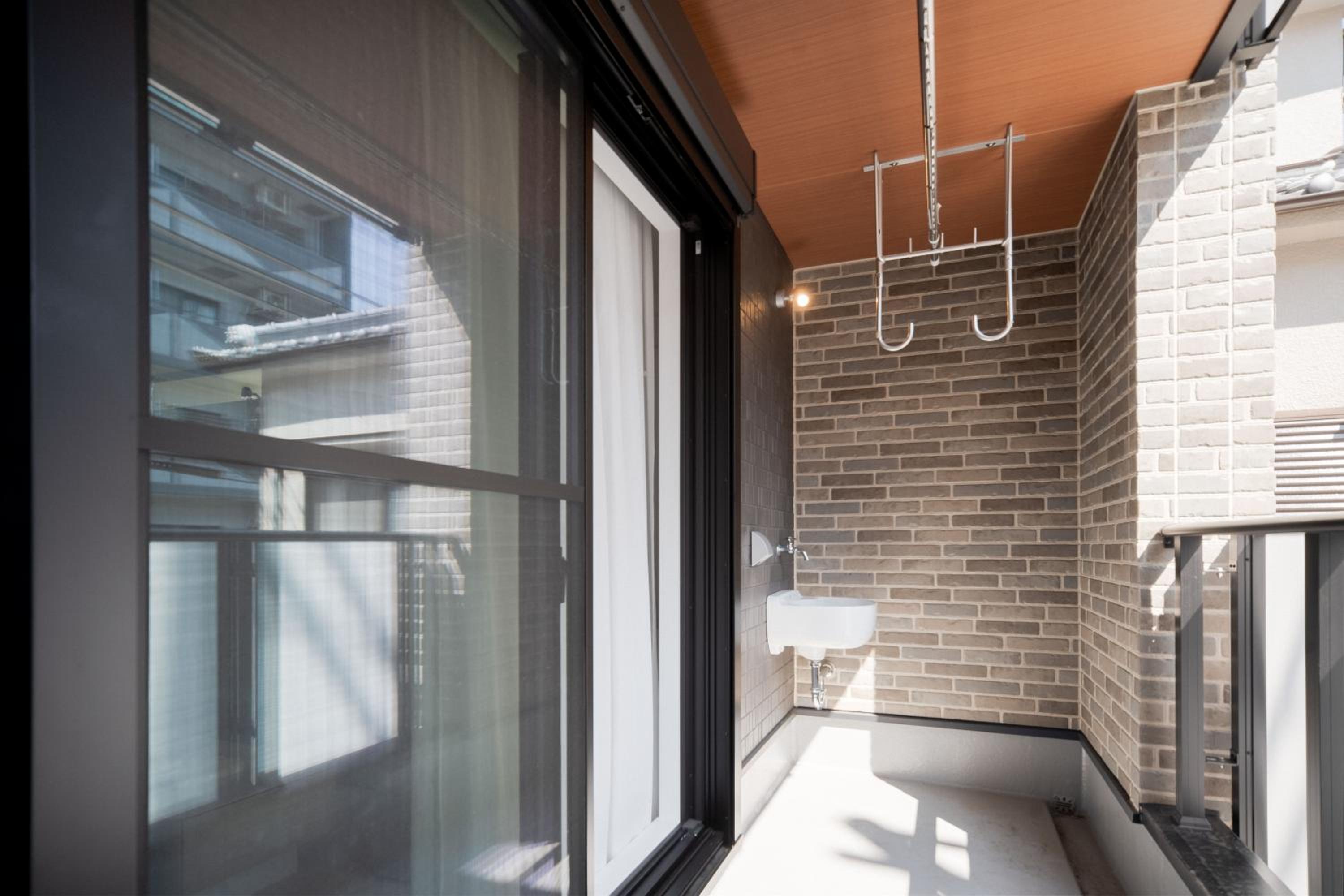 new open岸里玉出 Maison Le Blanc 白練 心斋桥道顿崛通天阁电车直达