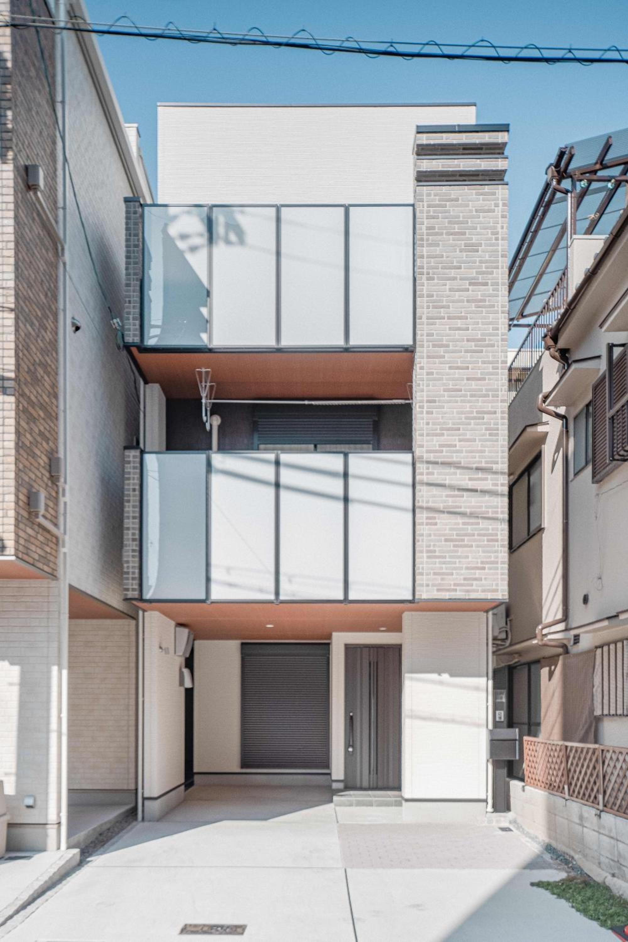 new open岸里玉出 Maison Le Blanc 白練 心斋桥道顿崛通天阁电车直达