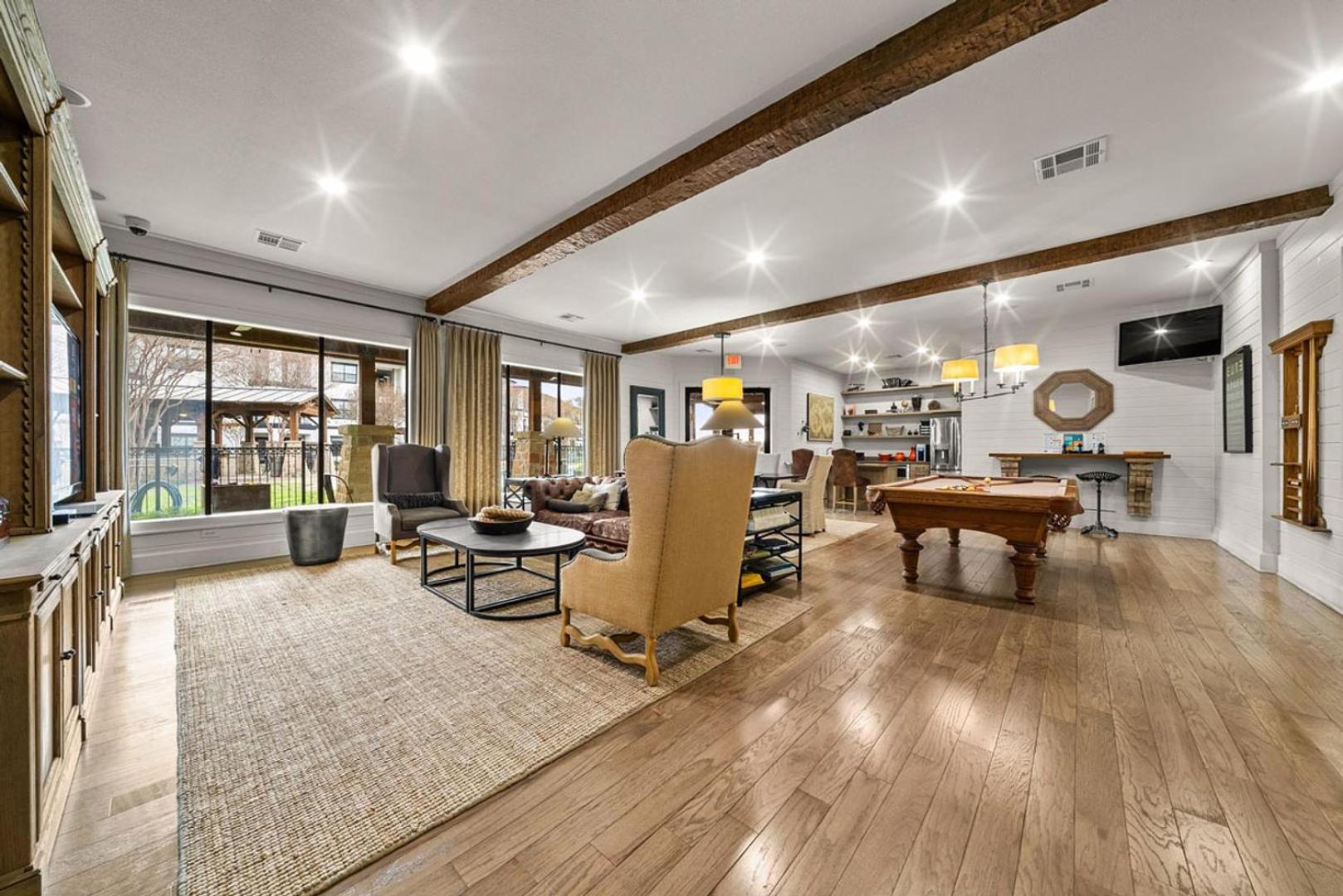 Landing Amazing 1BD Gym Clubhouse