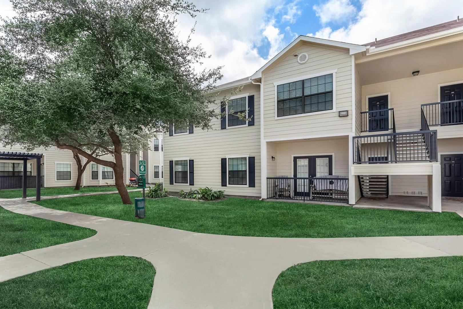 Landing Beautiful 2BD Gym