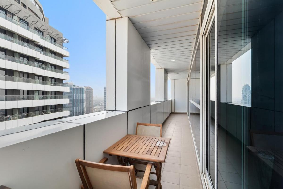 Cozy 1 bedroom apartment at Opal Tower Marina