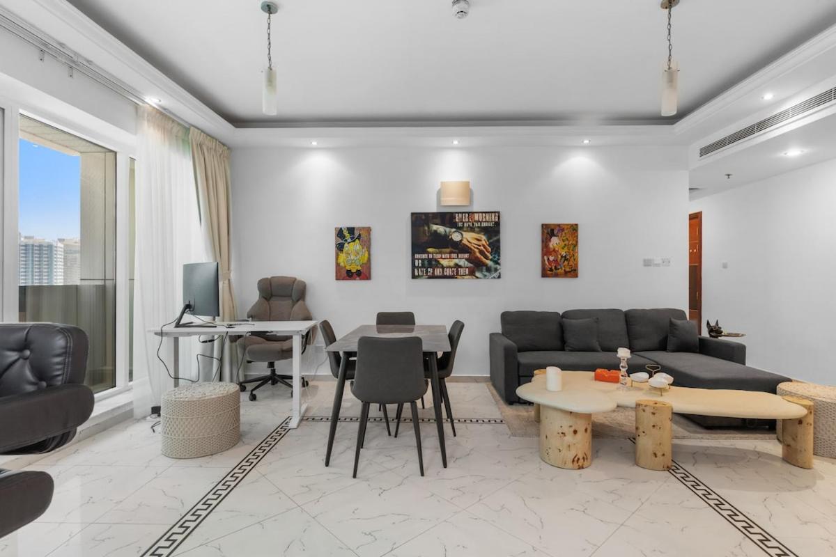 Cozy 1 bedroom apartment at Opal Tower Marina
