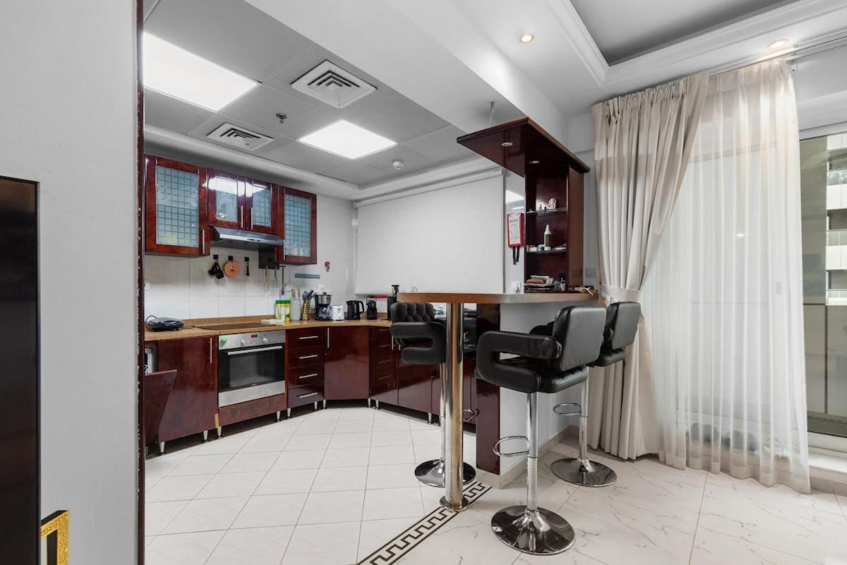 Cozy 1 bedroom apartment at Opal Tower Marina