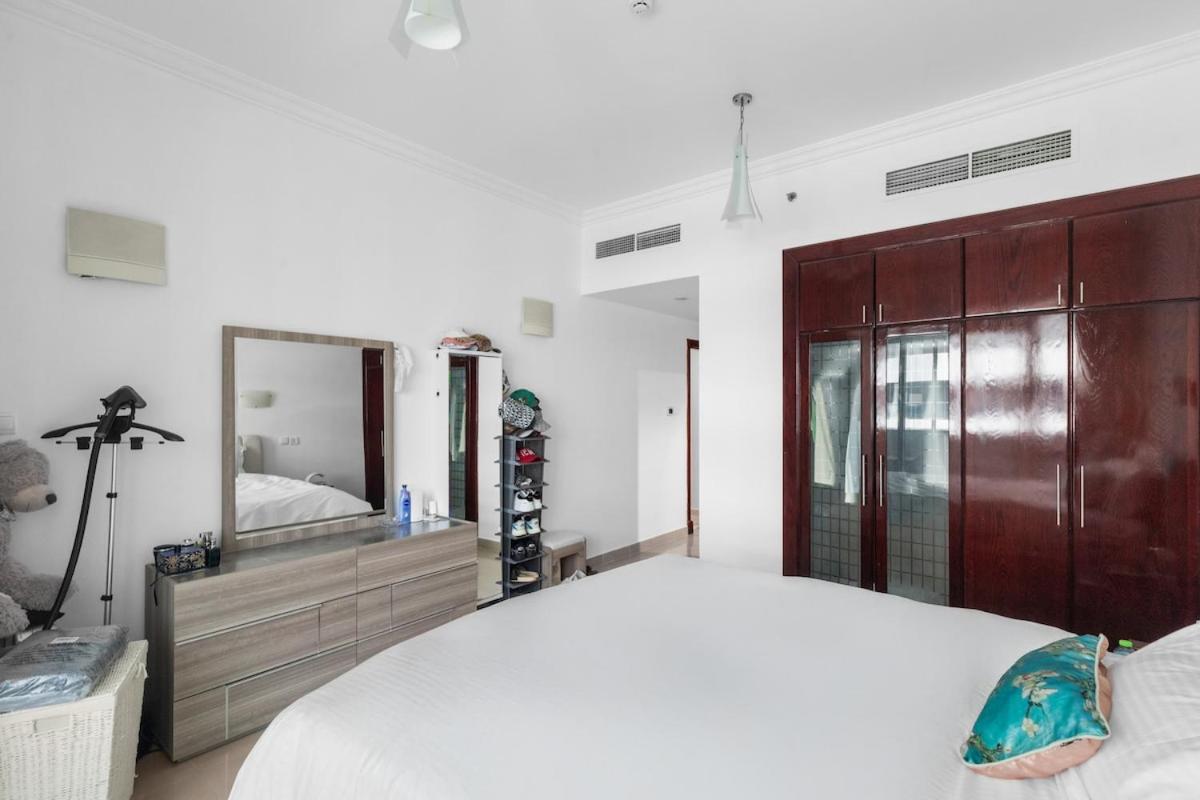 Cozy 1 bedroom apartment at Opal Tower Marina