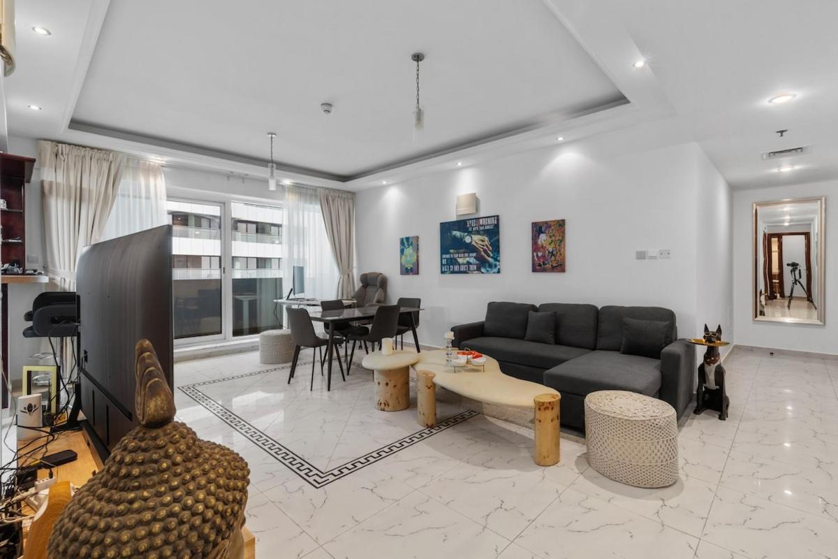 Cozy 1 bedroom apartment at Opal Tower Marina