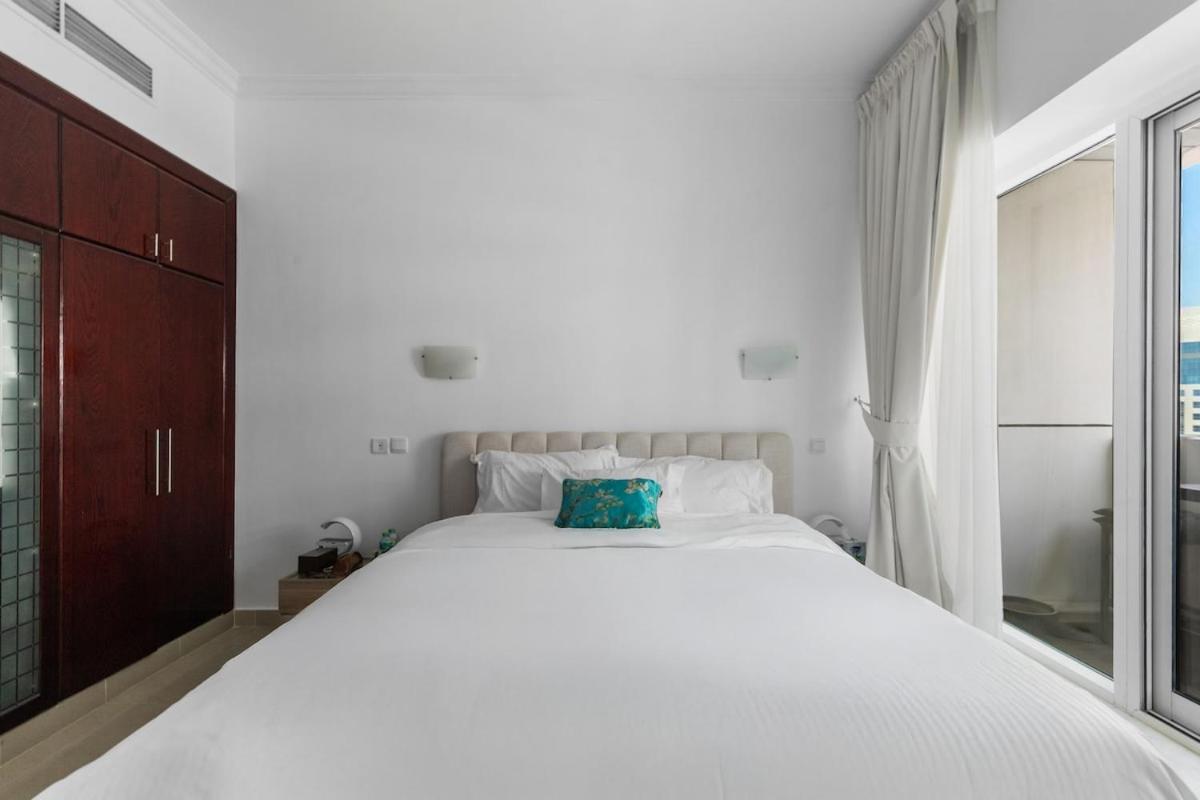 Cozy 1 bedroom apartment at Opal Tower Marina