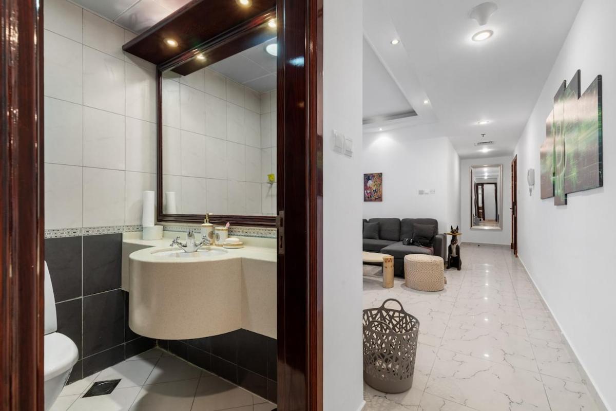 Cozy 1 bedroom apartment at Opal Tower Marina