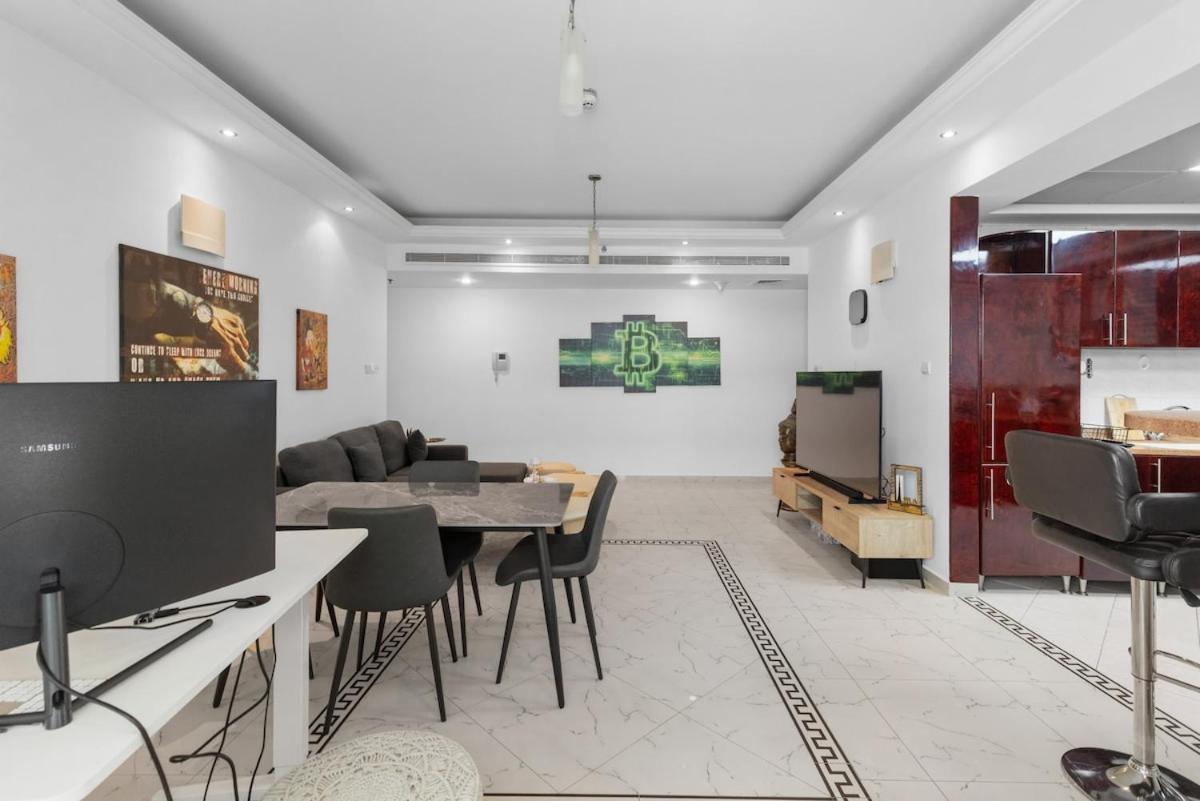 Cozy 1 bedroom apartment at Opal Tower Marina