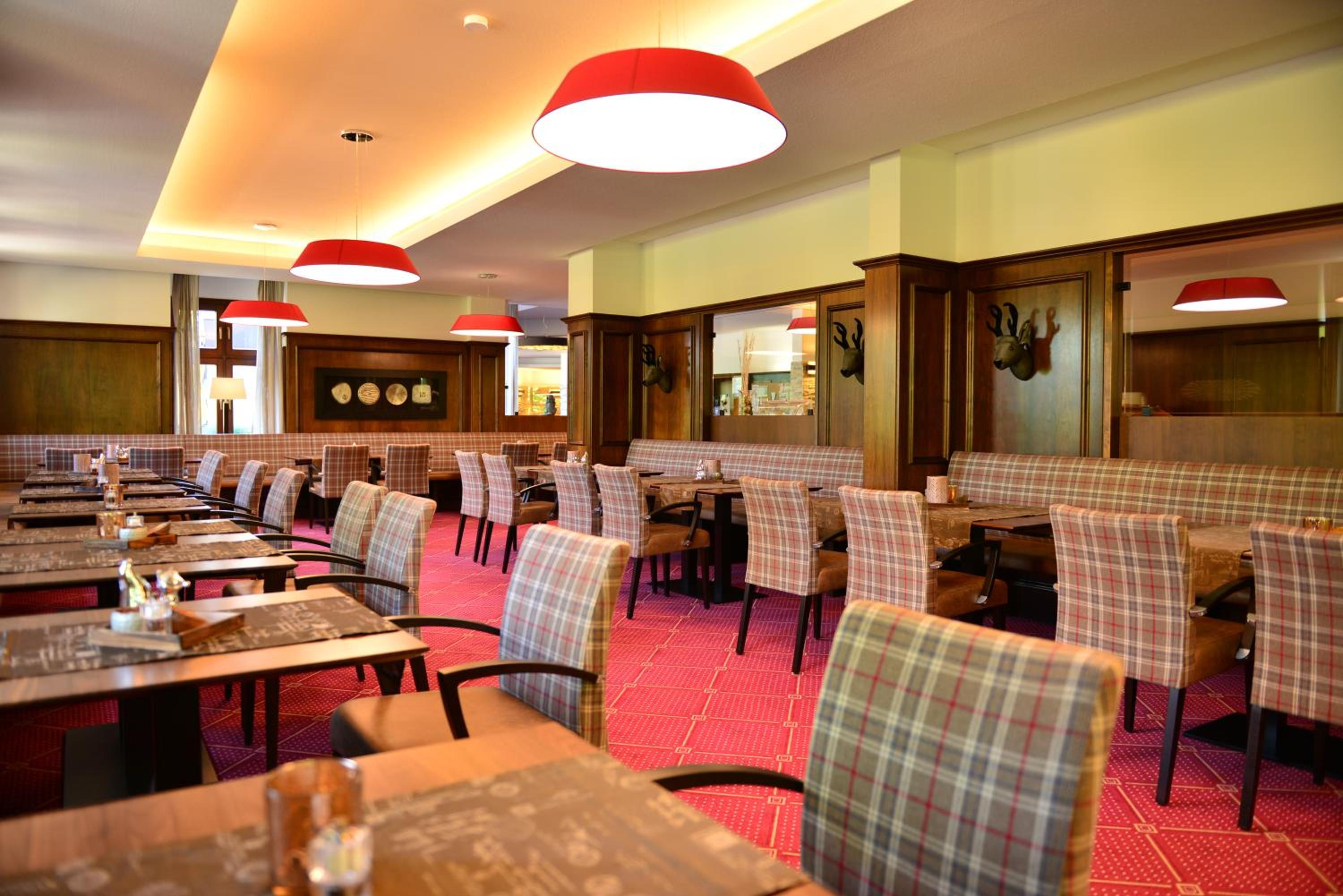 Lobinger-Parkhotel - Property Image 5