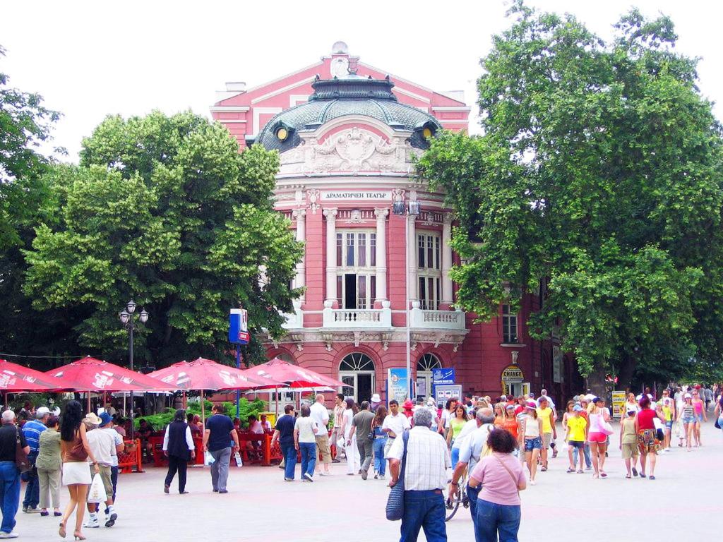 Photo 12