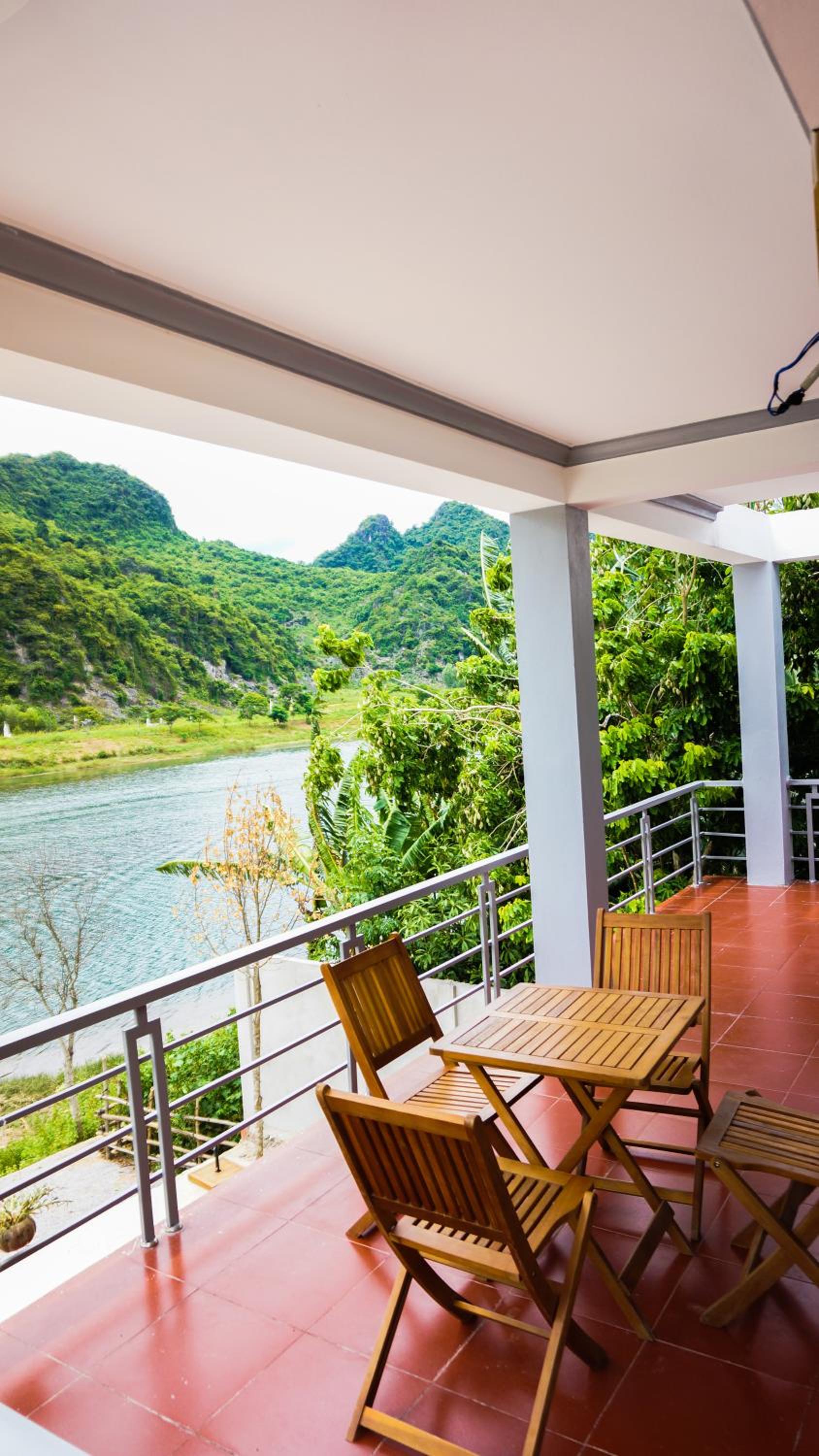 Phong Nha River House