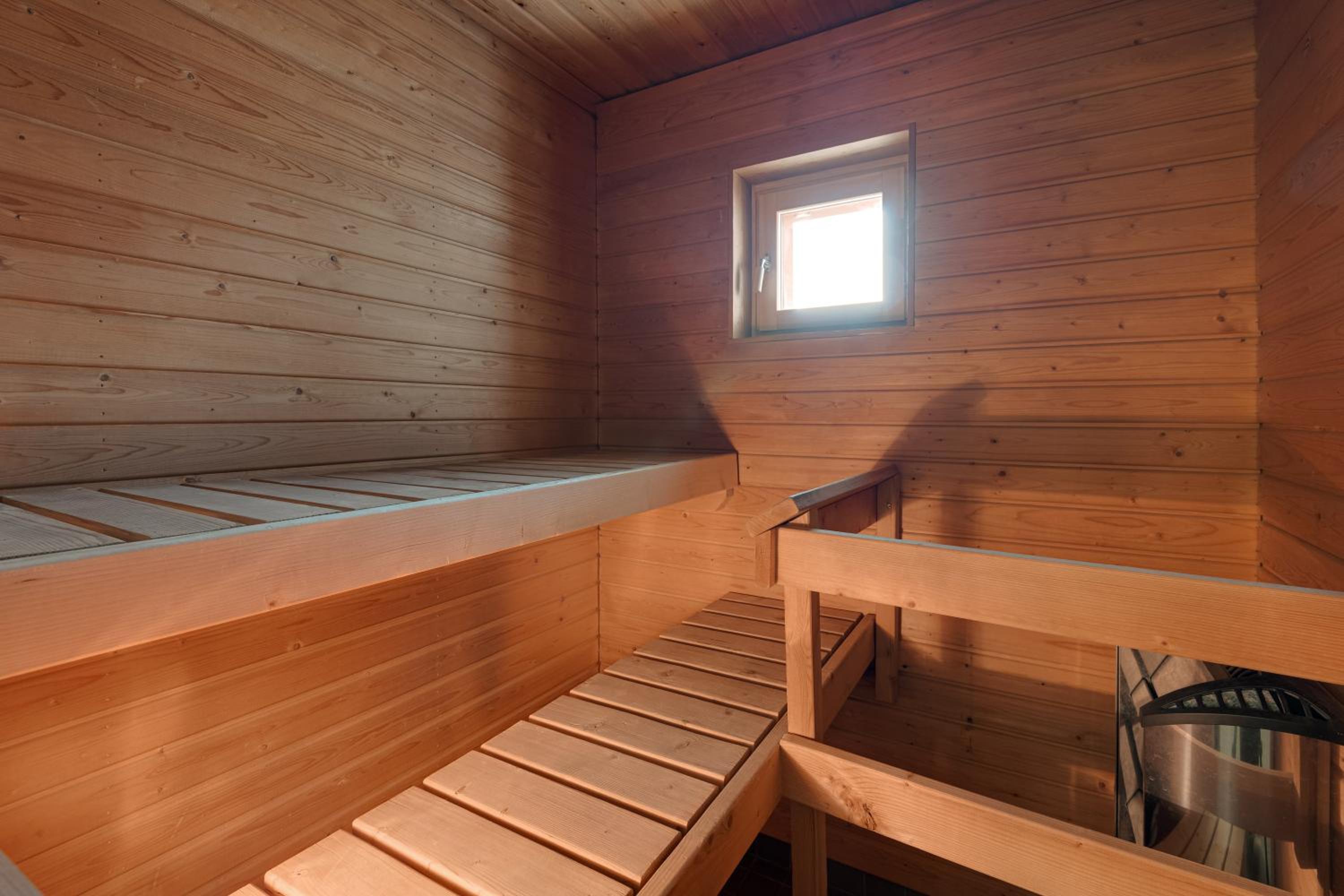 Central Luxury Stay w Vintage Charm & Sauna