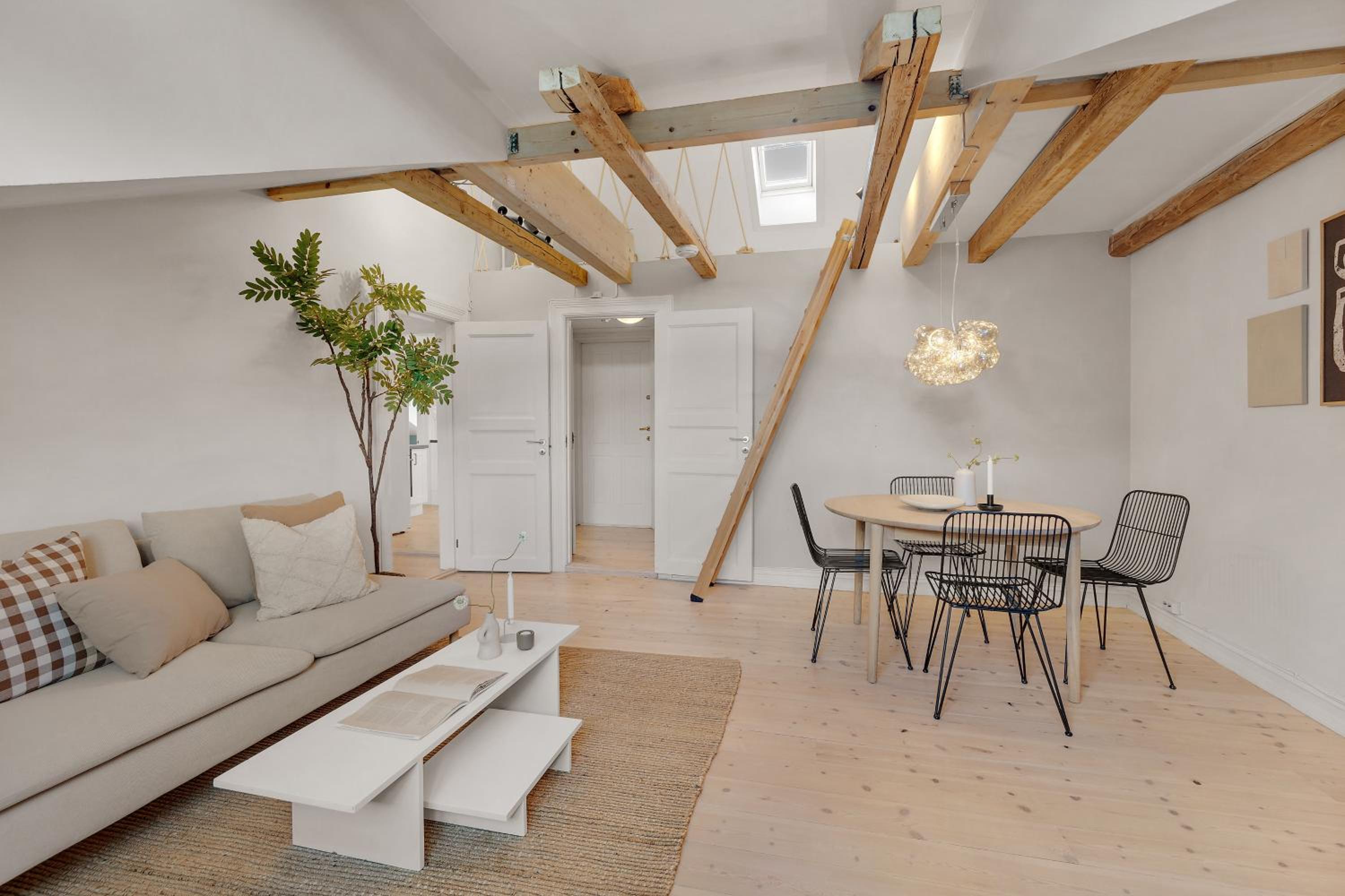Urban Oasis in Trendy Grünerløkka - entire unit