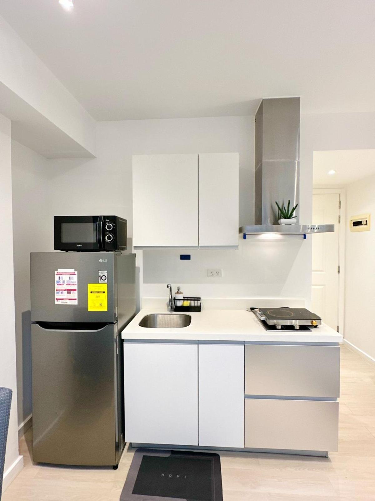 1BR Condotel in Azure Urban Resort Near NAIA #BH2