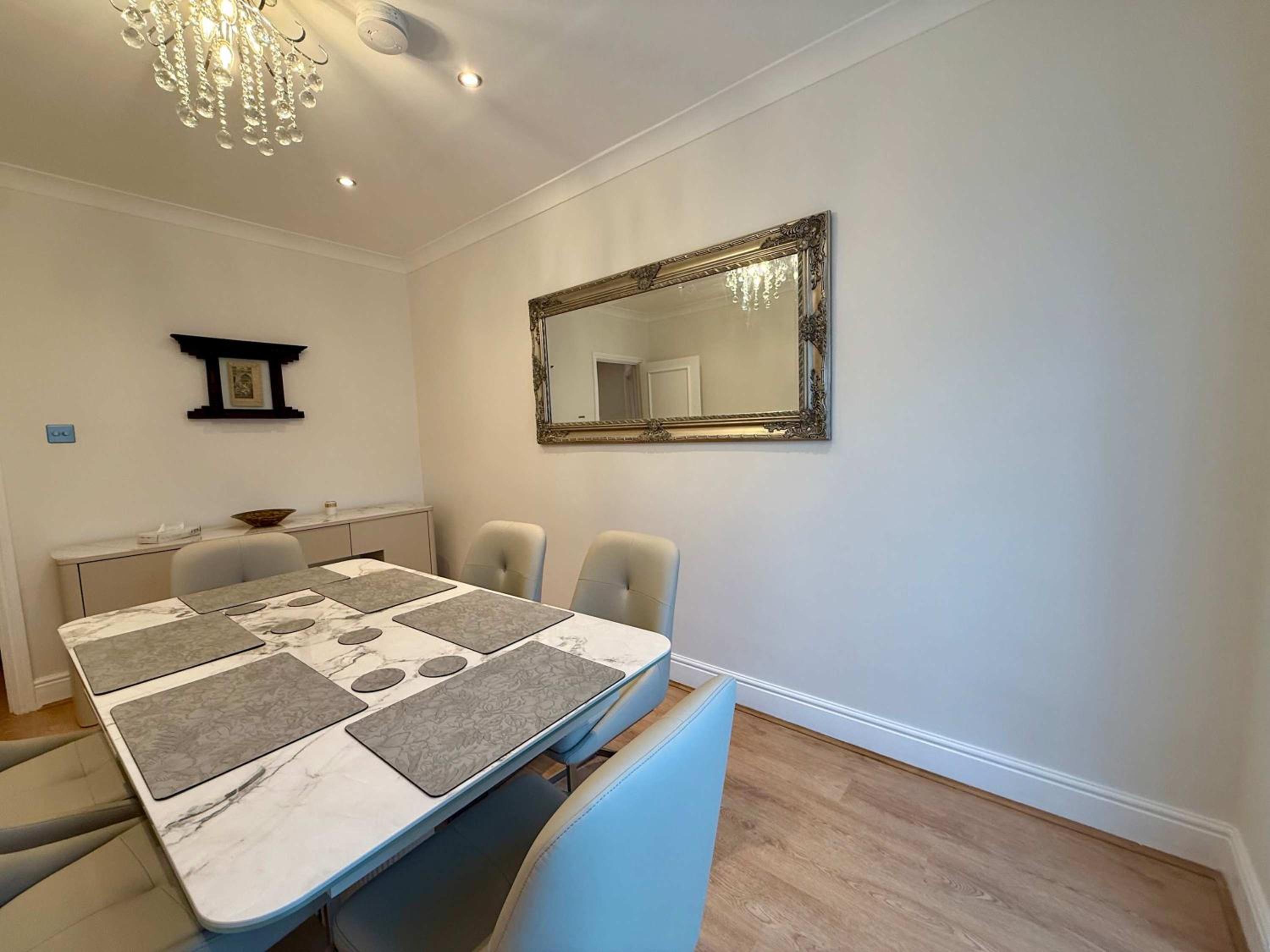 Refined Cottage Living Near Ascot & Windsor