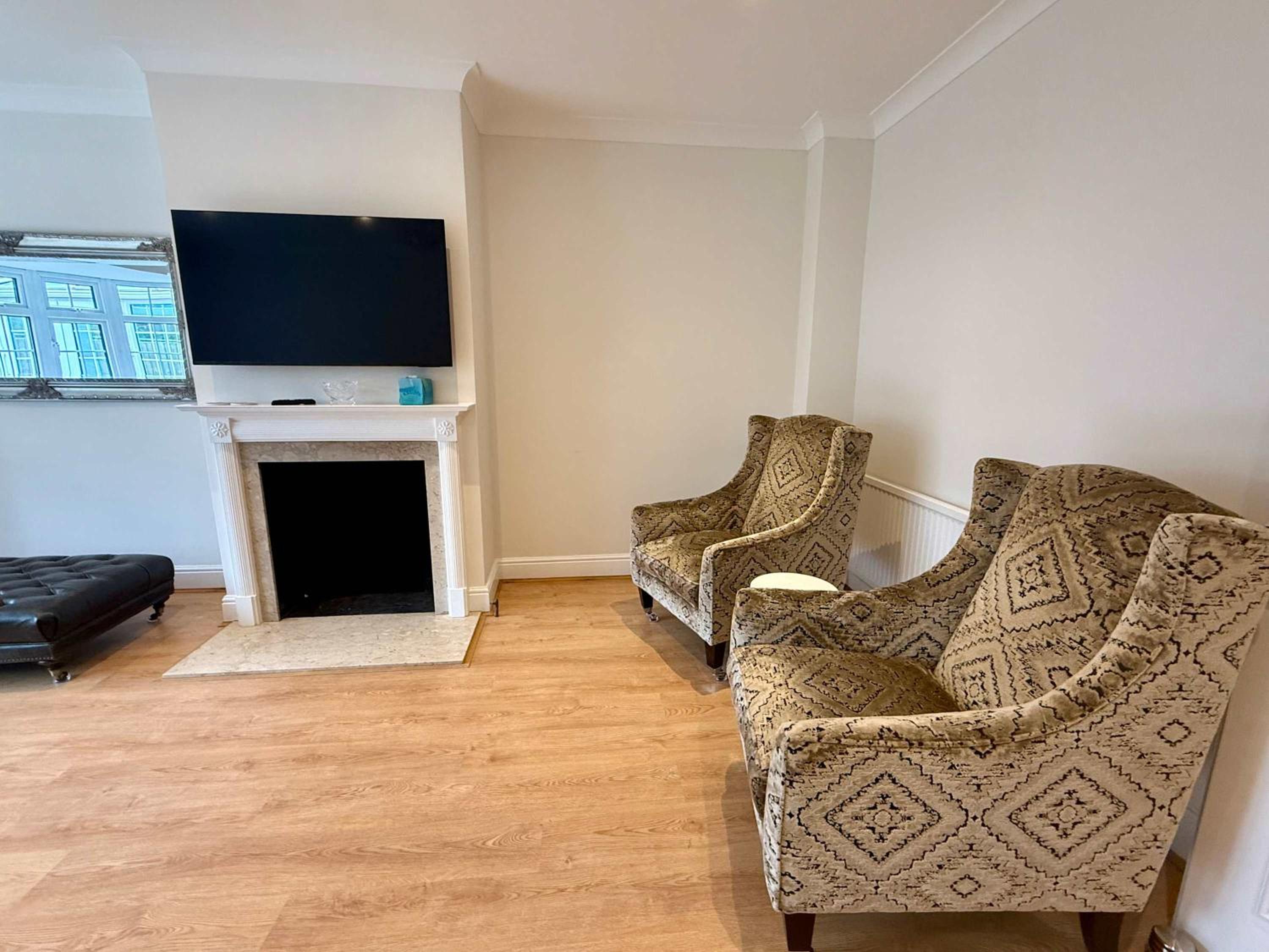 Refined Cottage Living Near Ascot & Windsor