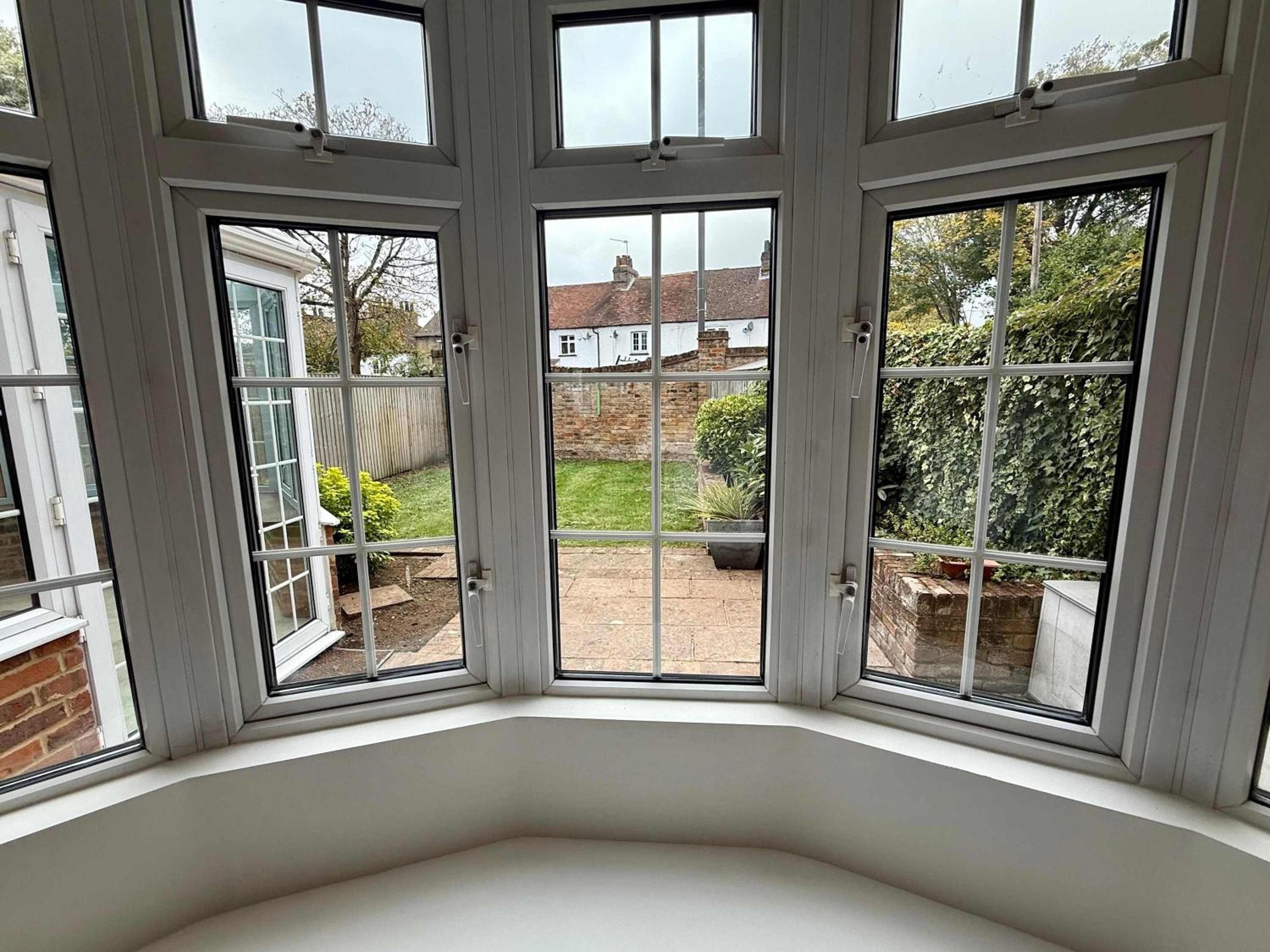Refined Cottage Living Near Ascot & Windsor