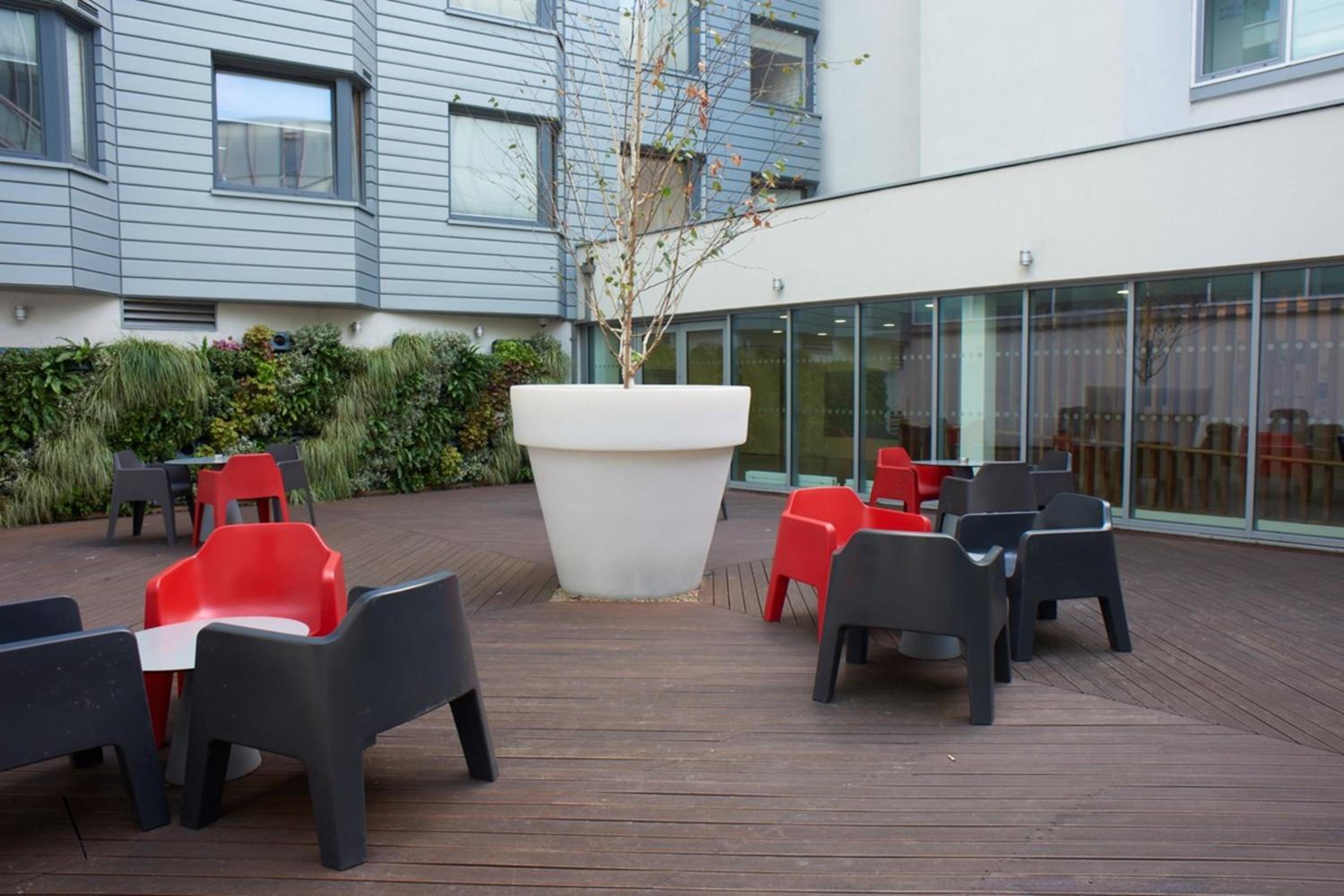 Student Only, Luxury Studio Aldgate Residence