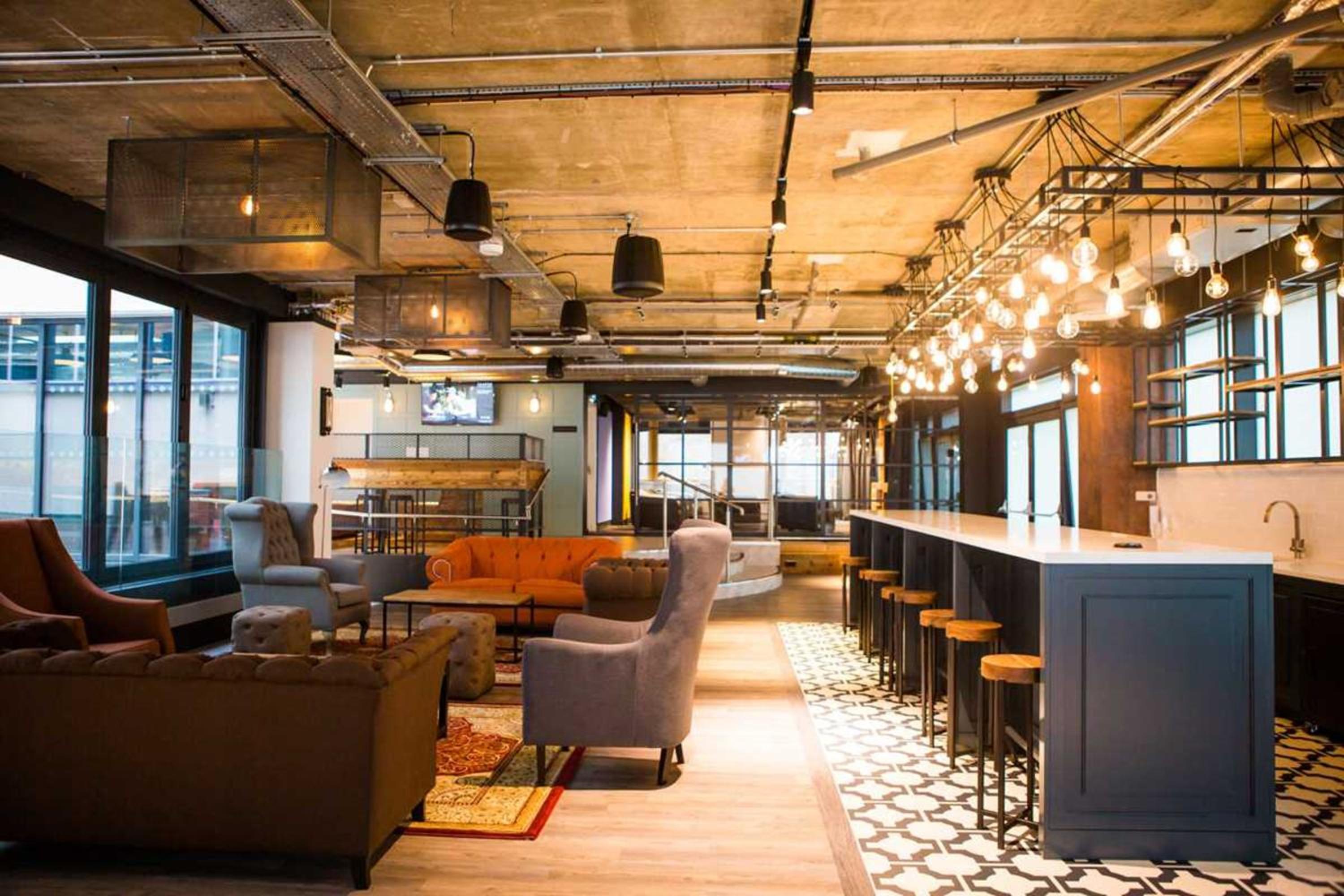 Student Only, Luxury Studio Aldgate Residence