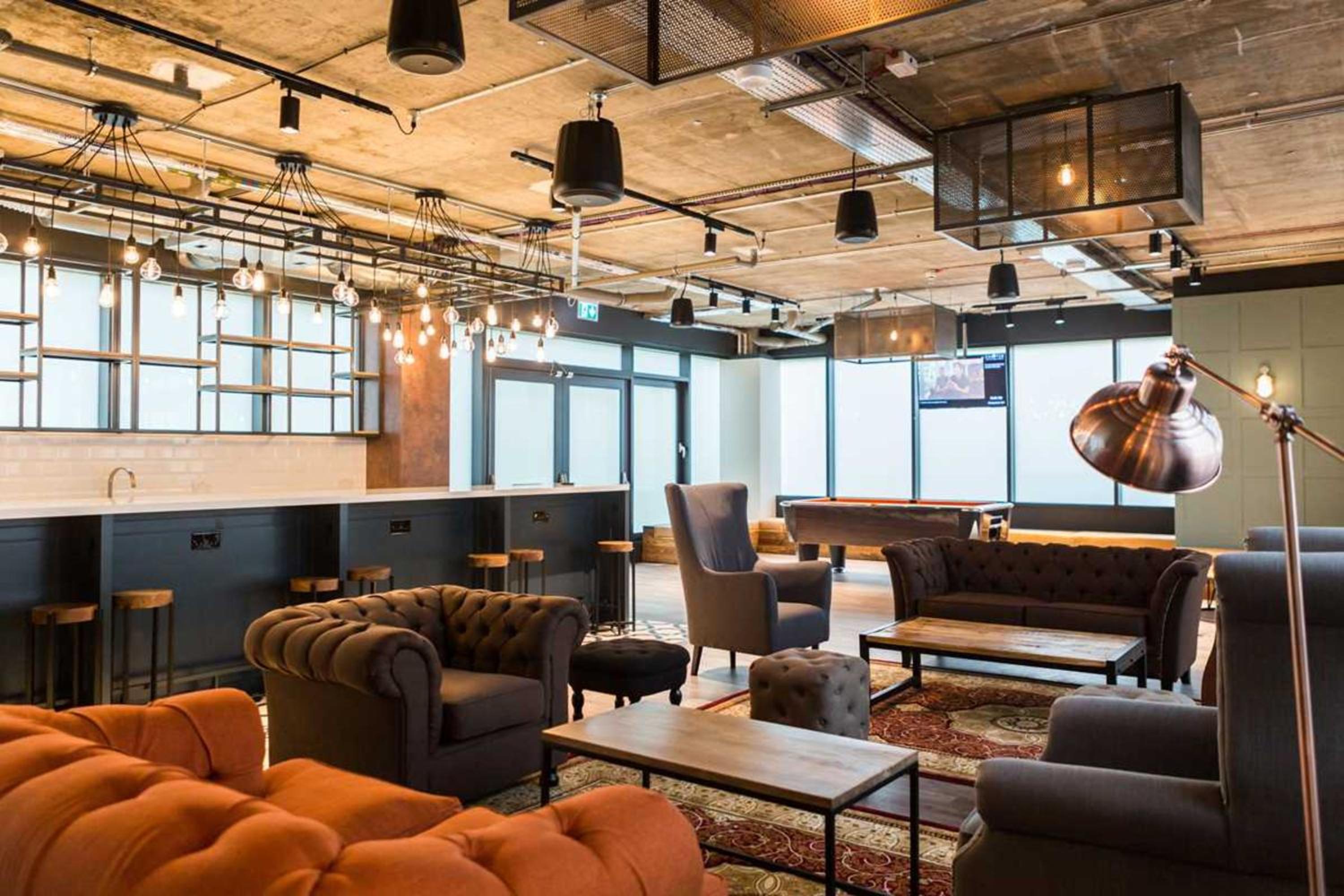 Student Only, Luxury Studio Aldgate Residence