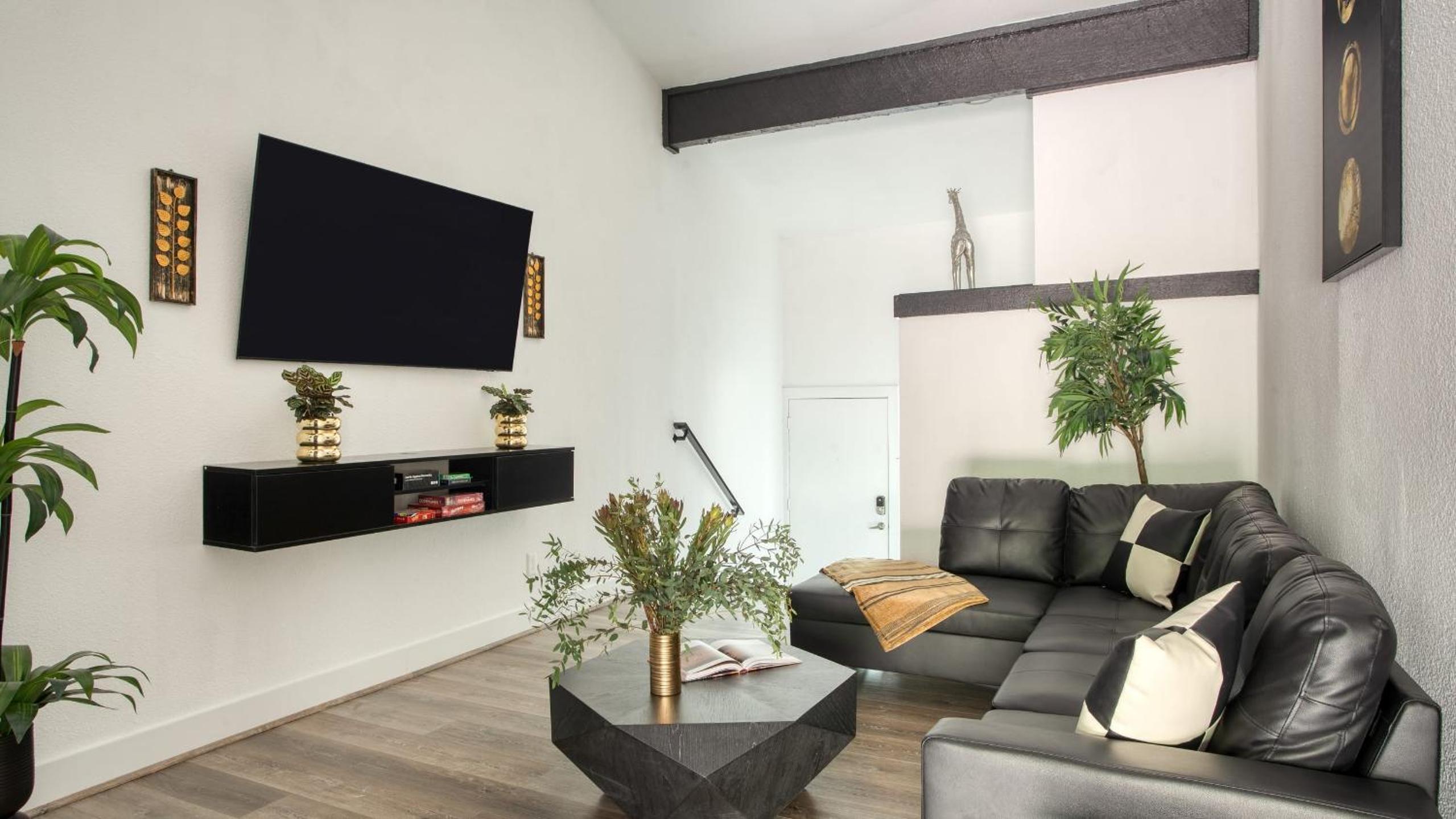 Modern Home w Shared Pool Yard Prime Location Fairlawn Lane B by AvantStay