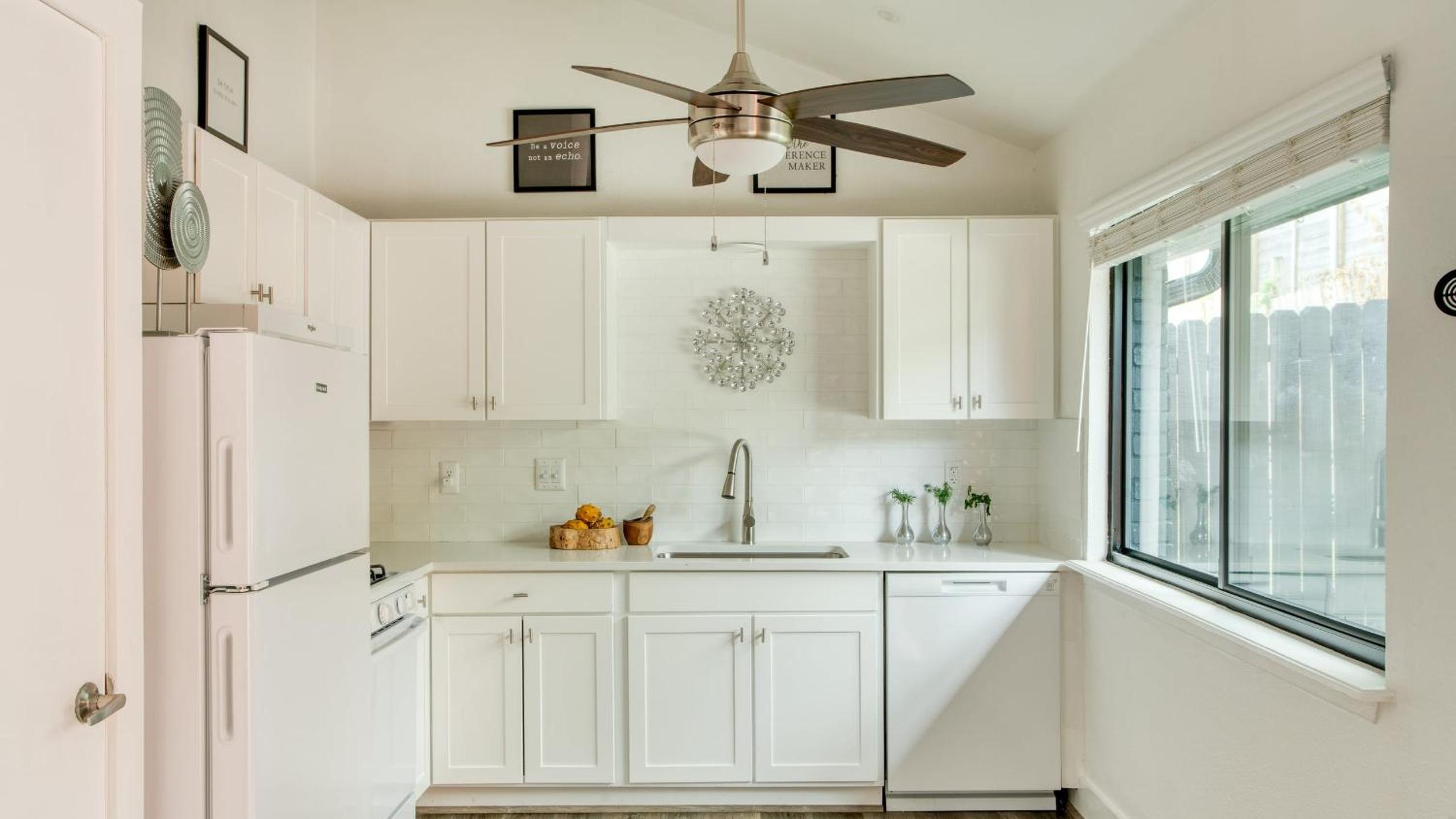 Modern Home w Shared Pool Yard Prime Location Fairlawn Lane B by AvantStay