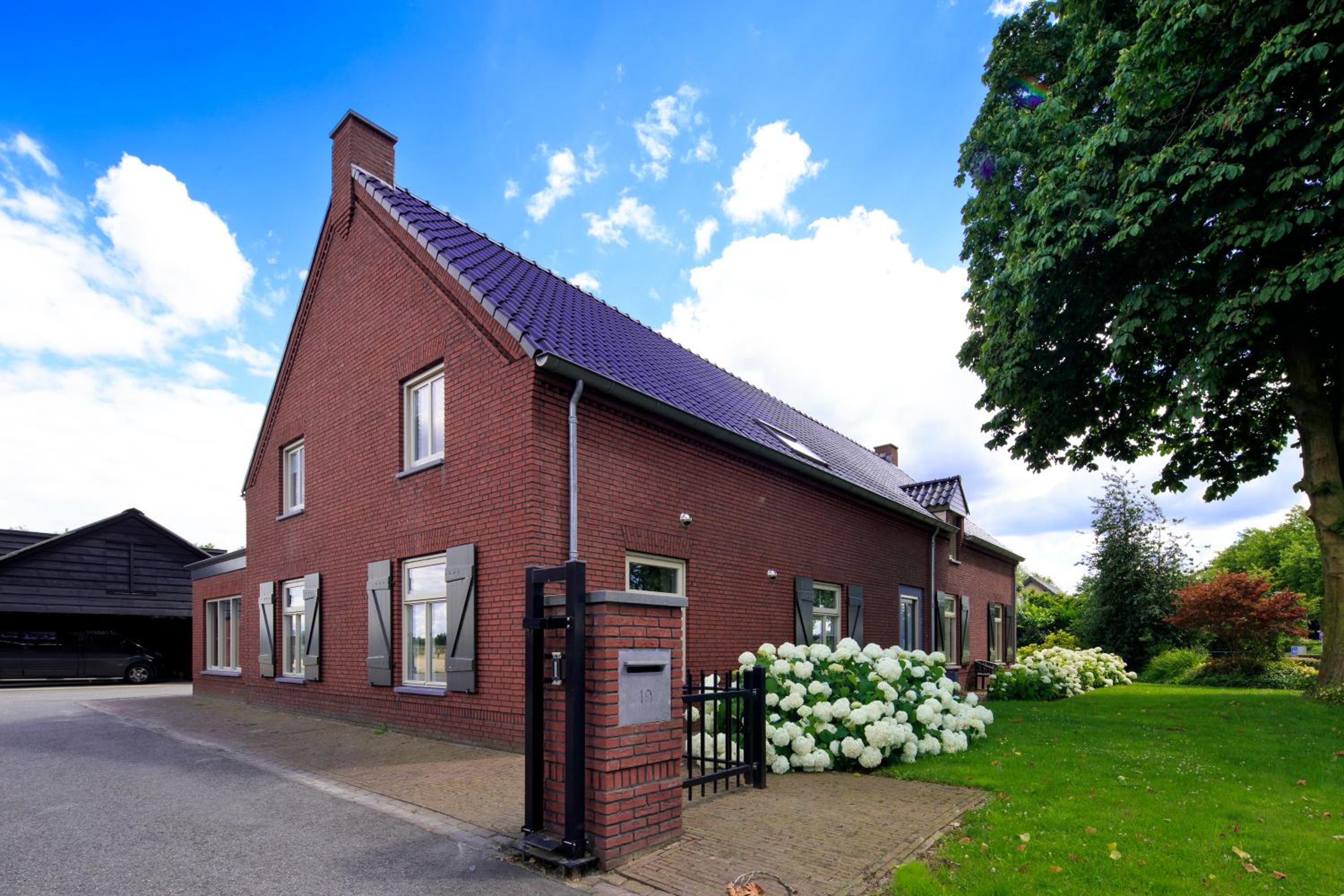 Hotel Lokven Hoeve - Image 1