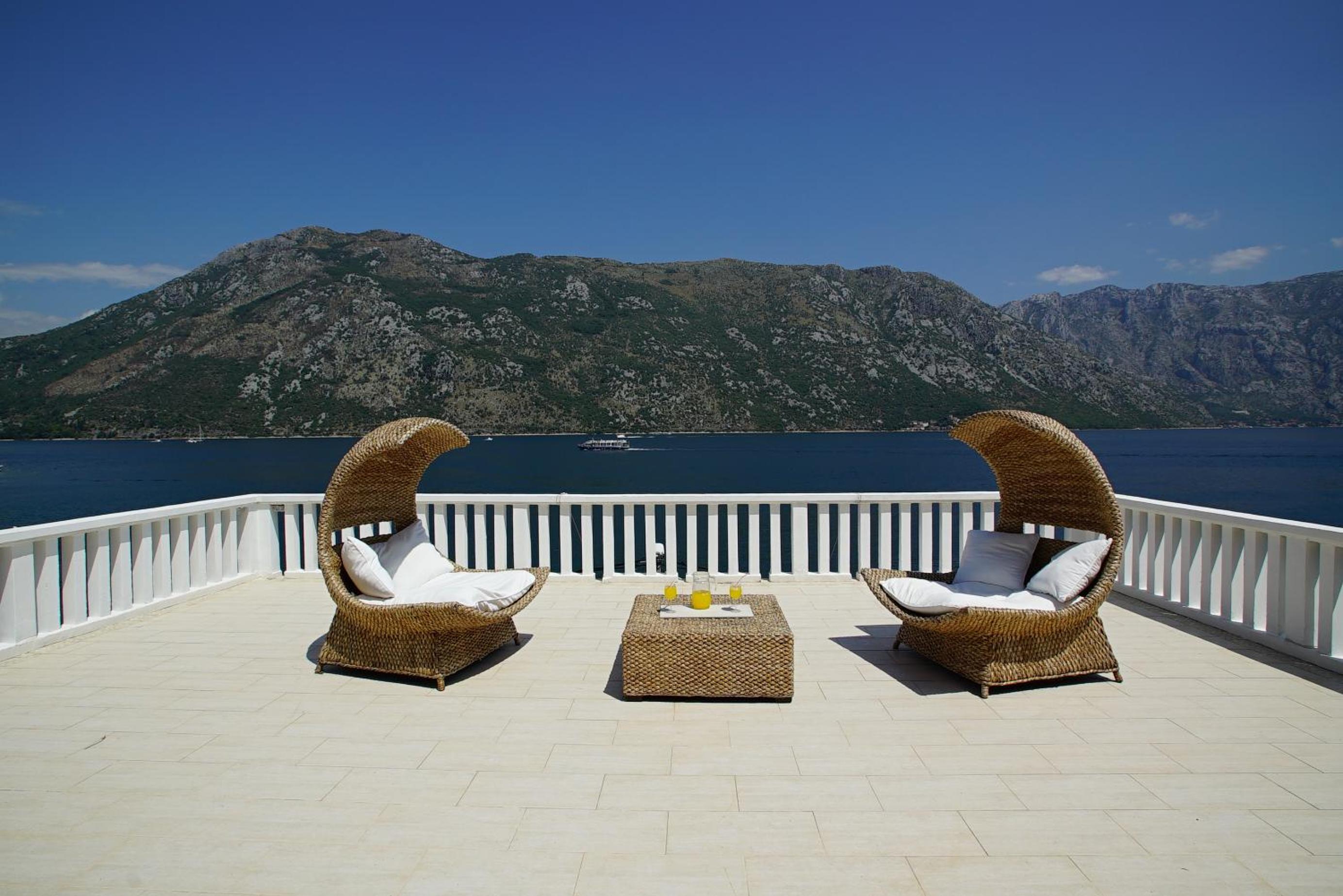 PENTHOUSE STOLIV Villa located 5 meters from the sea SPA-Pool Exclusive Terrace,Private Jetty Sunbeds, Pebble Beach, Secluded location Total area 375m2 at  view 2