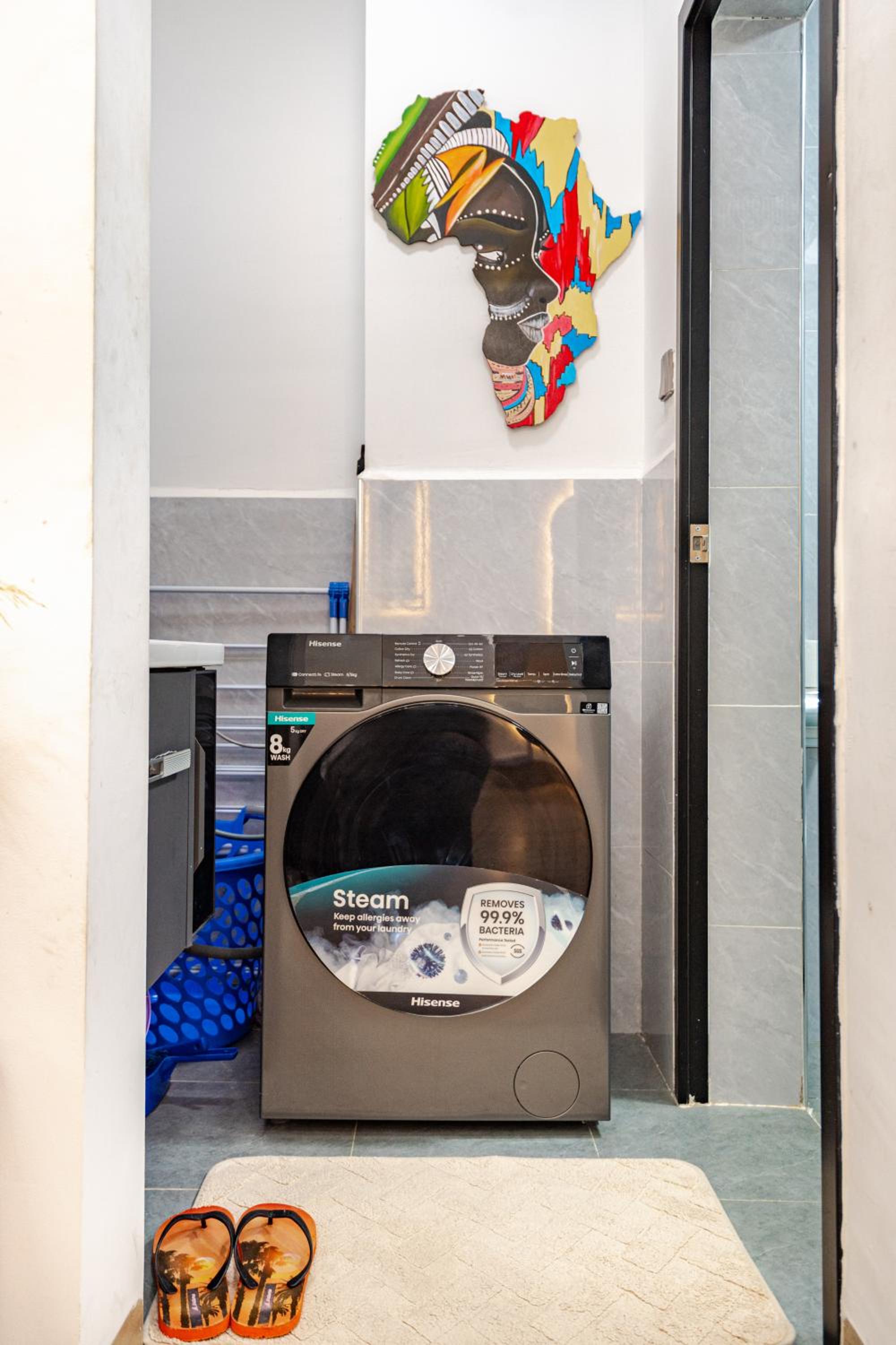 Modern 1 Bedroom in Westlands, AC, Pool, Gym & PS4
