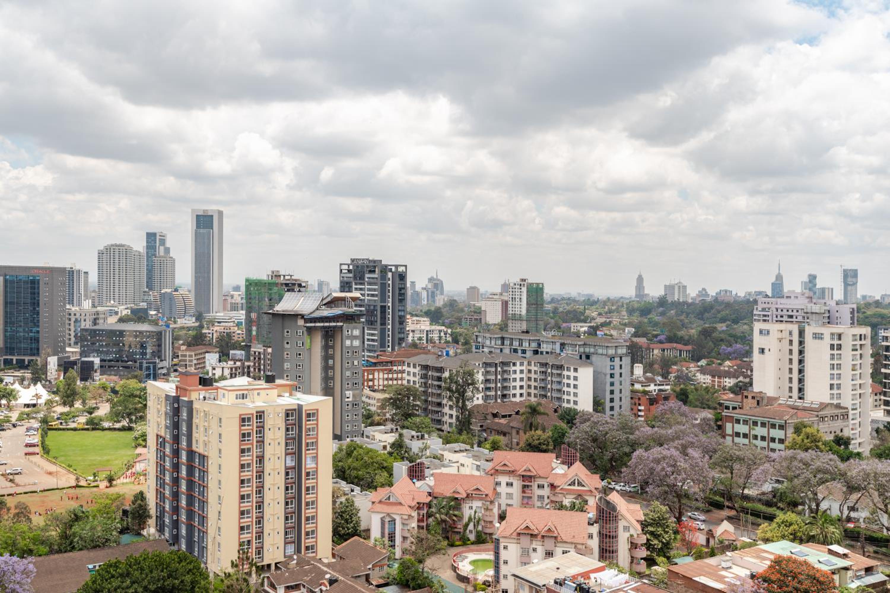 Modern 1 Bedroom in Westlands, AC, Pool, Gym & PS4